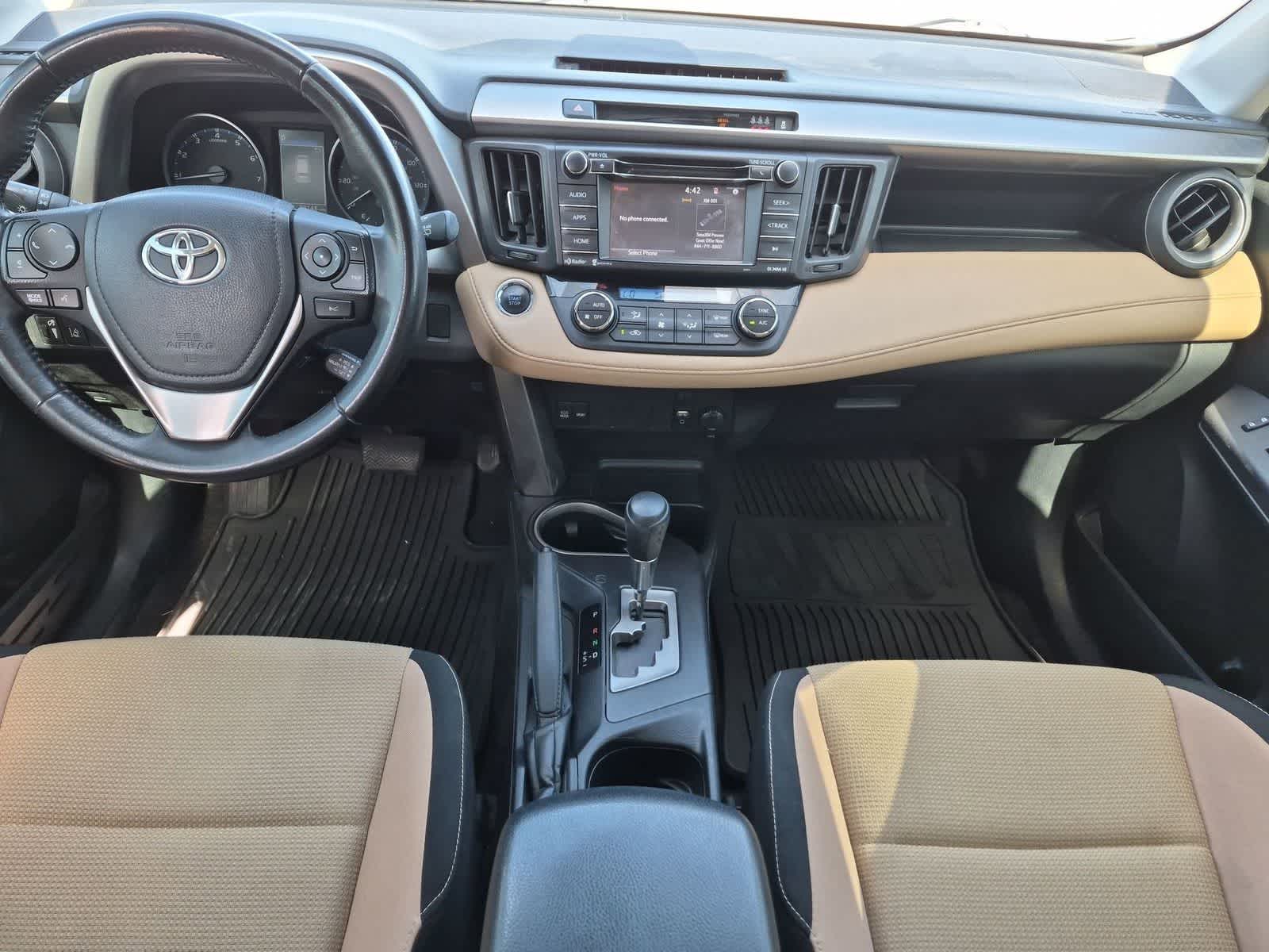 Thumbnail: 2018 Toyota RAV4 - 20