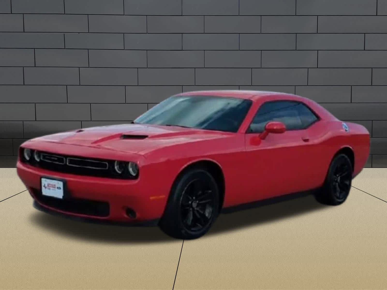 Thumbnail: 2016 Dodge Challenger - 4