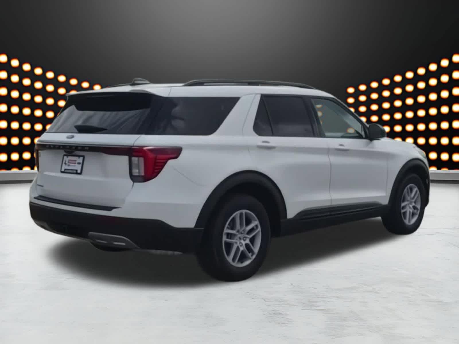 Thumbnail: 2026 Ford Explorer - 8
