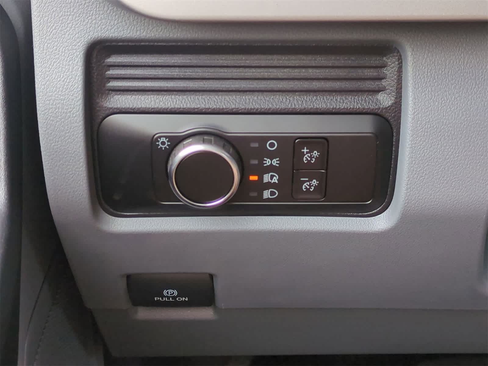 Thumbnail: 2025 Ford F-350 - 15