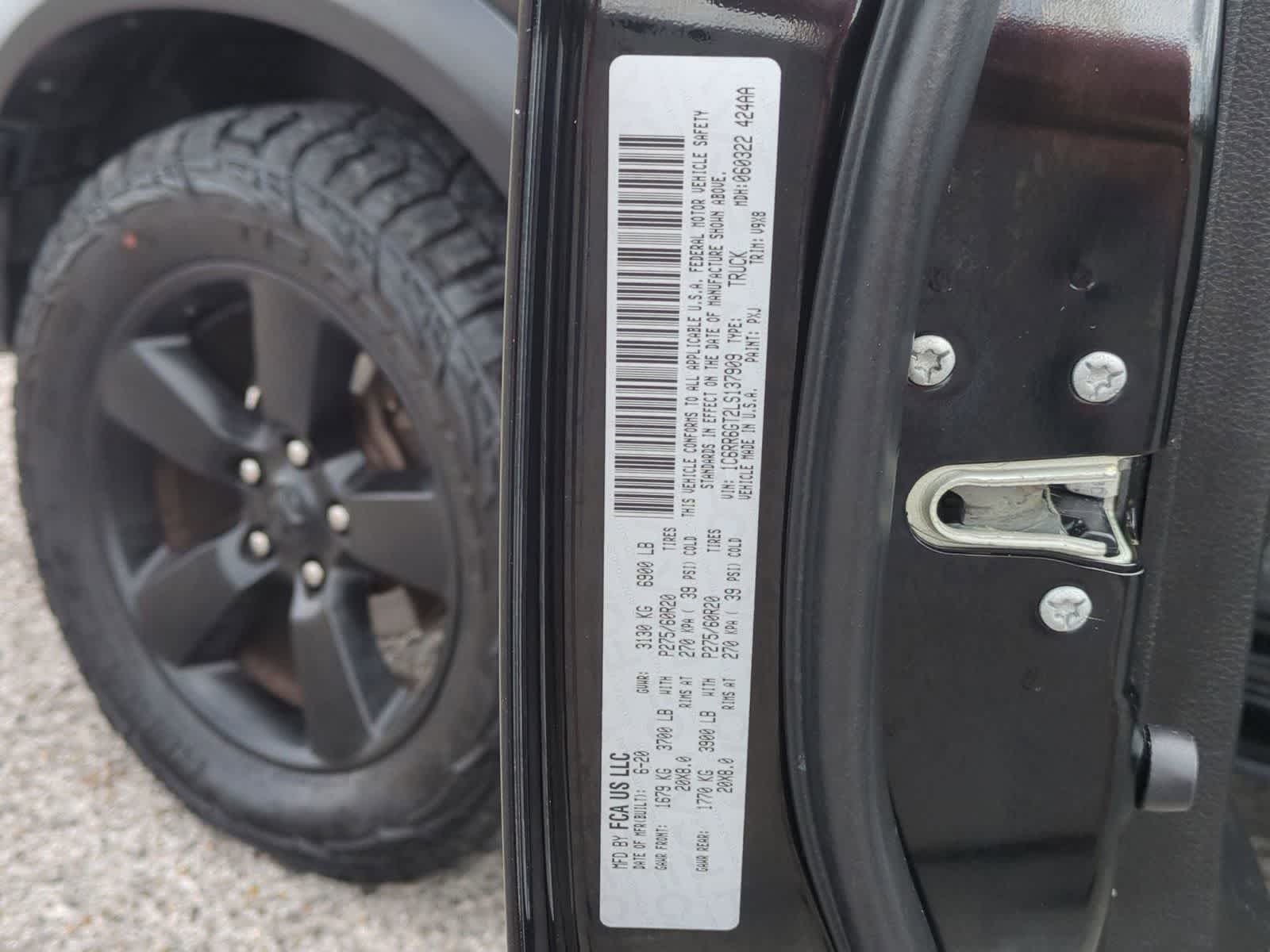 Thumbnail: 2020 RAM 1500 Classic - 31