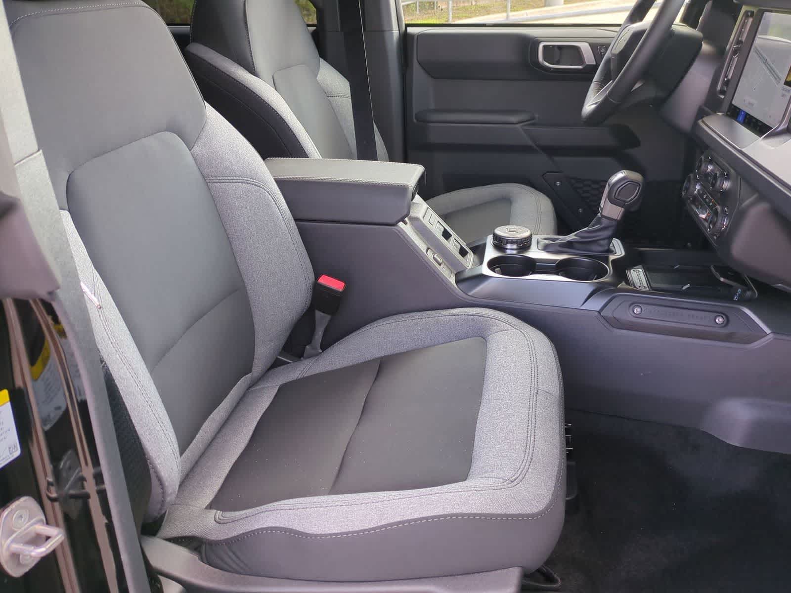 Thumbnail: 2025 Ford Bronco - 28