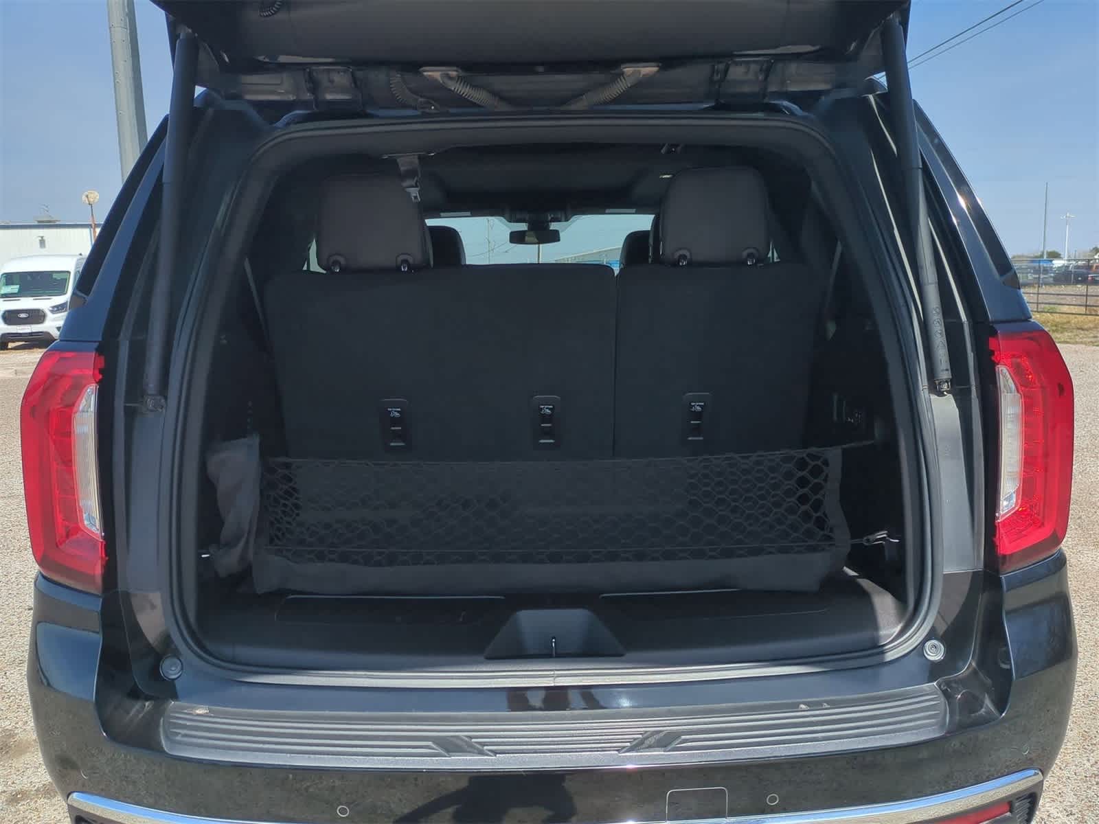 Thumbnail: 2021 GMC Yukon - 25