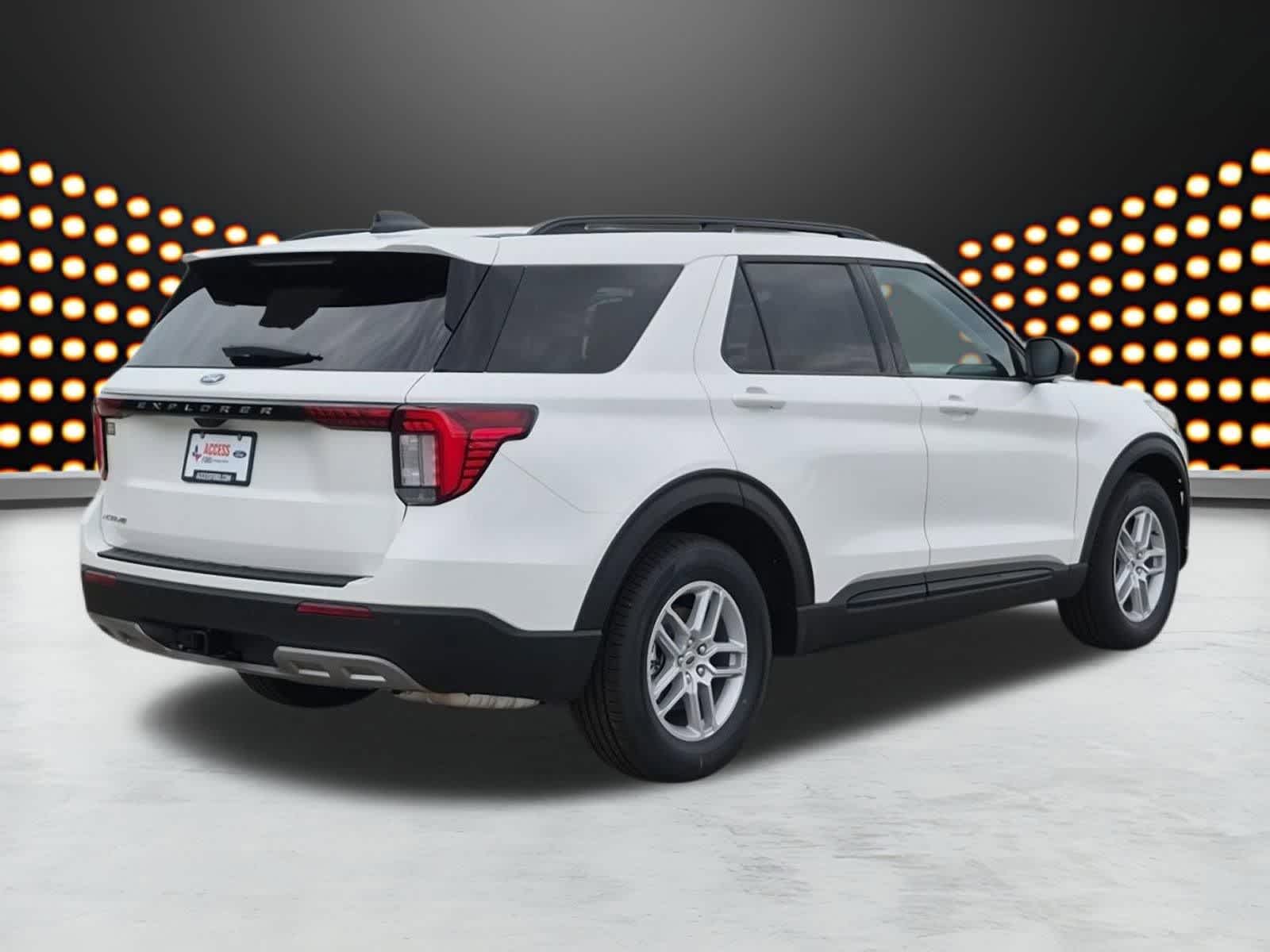 Thumbnail: 2026 Ford Explorer - 7