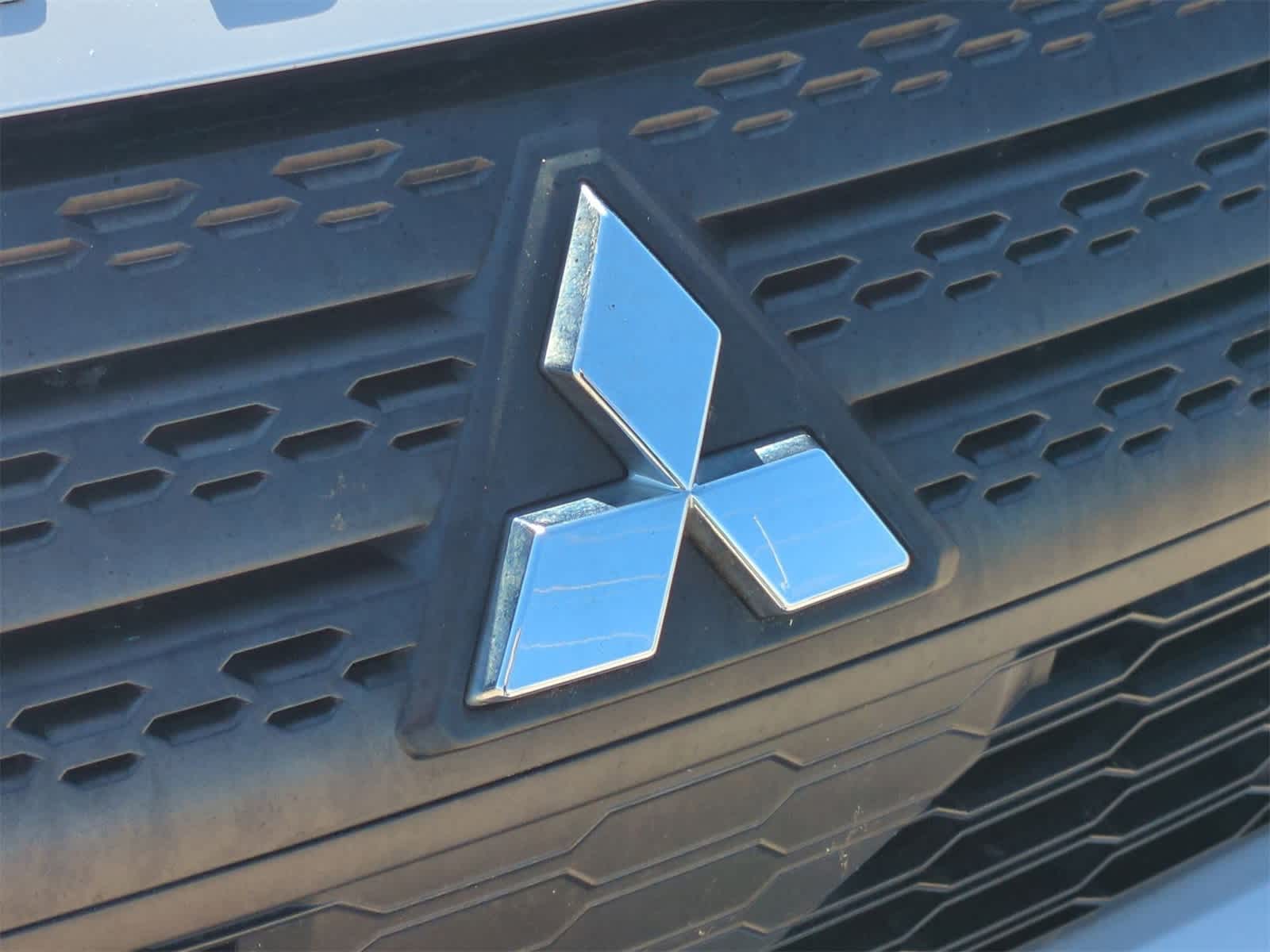 Thumbnail: 2022 Mitsubishi Eclipse Cross - 30