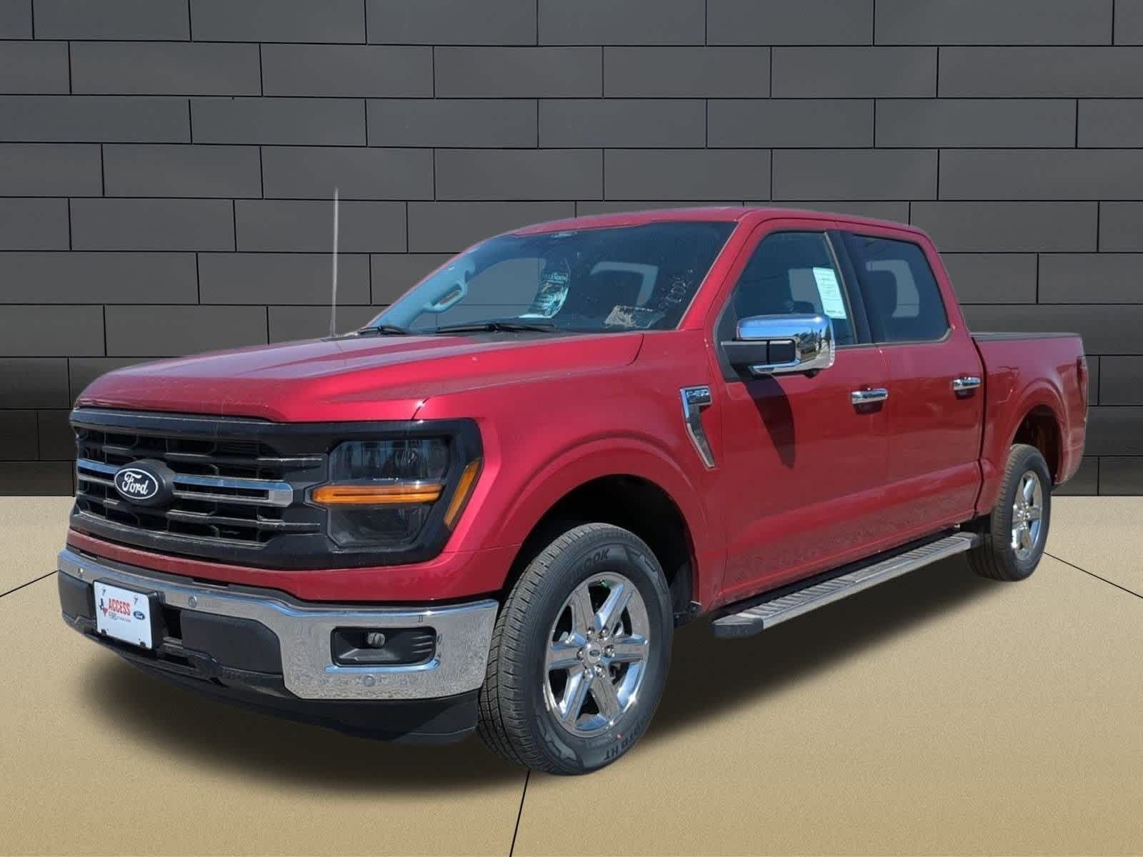 2025 Ford F-150 XLT photo 4