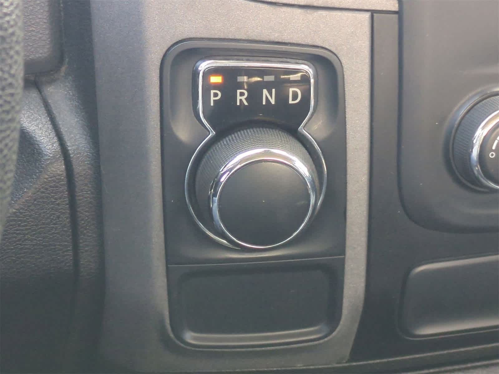 Thumbnail: 2019 RAM 1500 Classic - 15