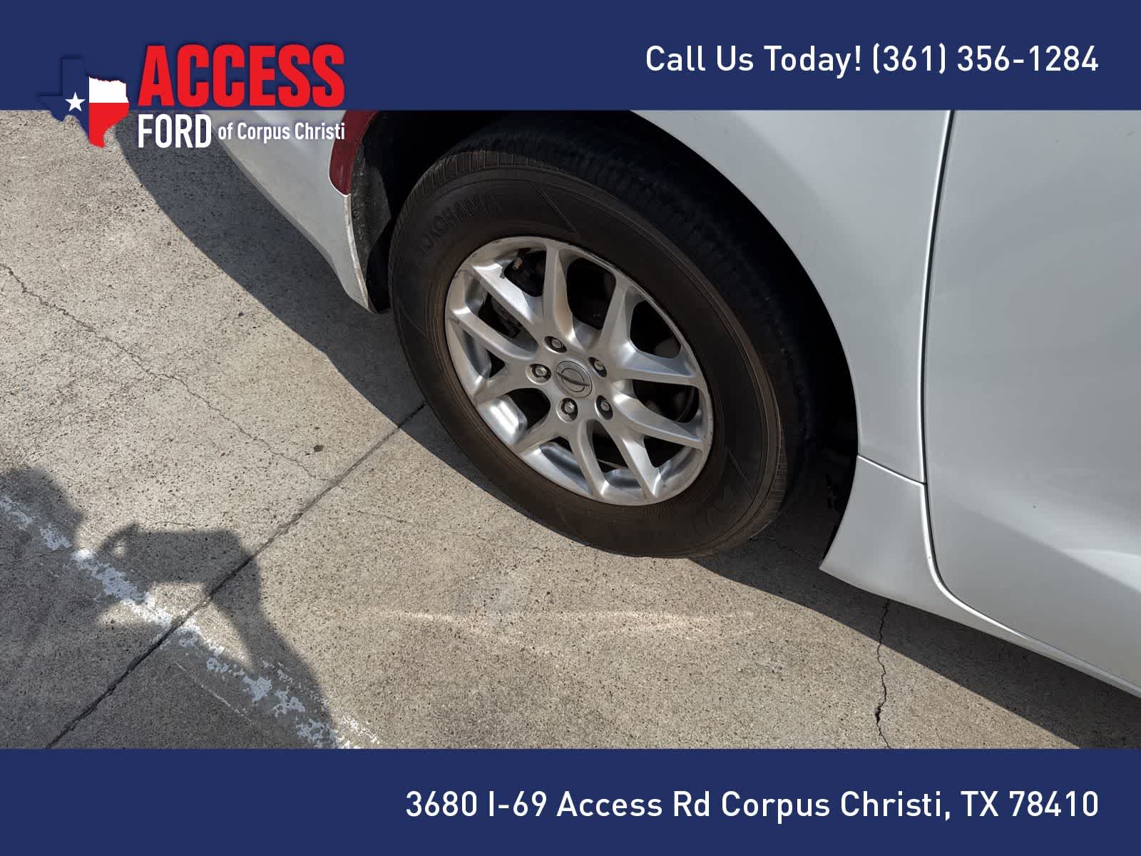 Thumbnail: 2023 Chrysler Pacifica - 5