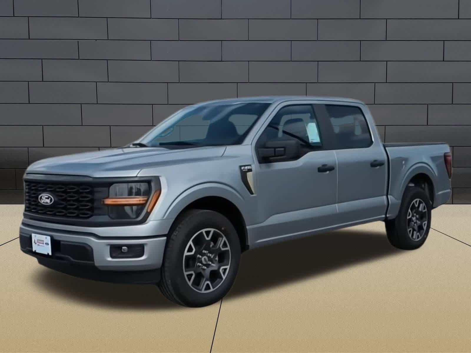 2025 Ford F-150 STX photo 4