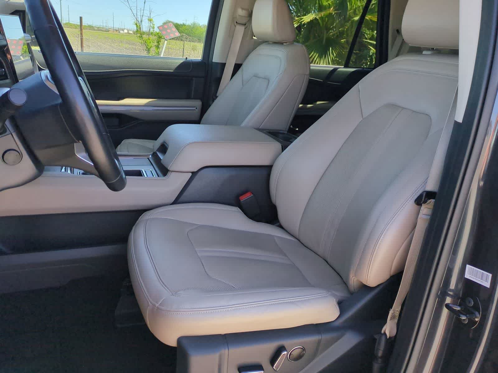 Thumbnail: 2024 Ford Expedition - 20