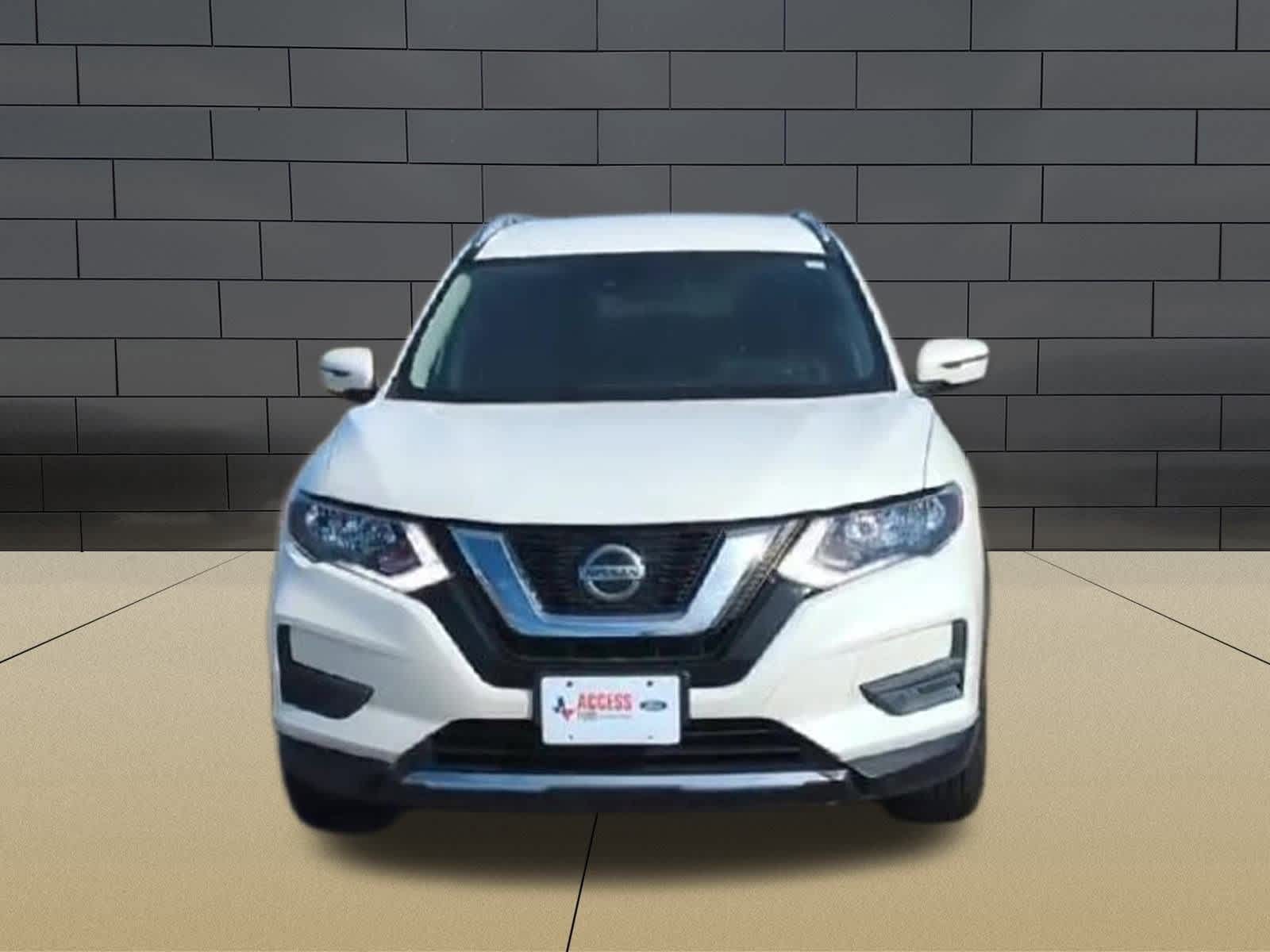 Thumbnail: 2019 Nissan Rogue - 3