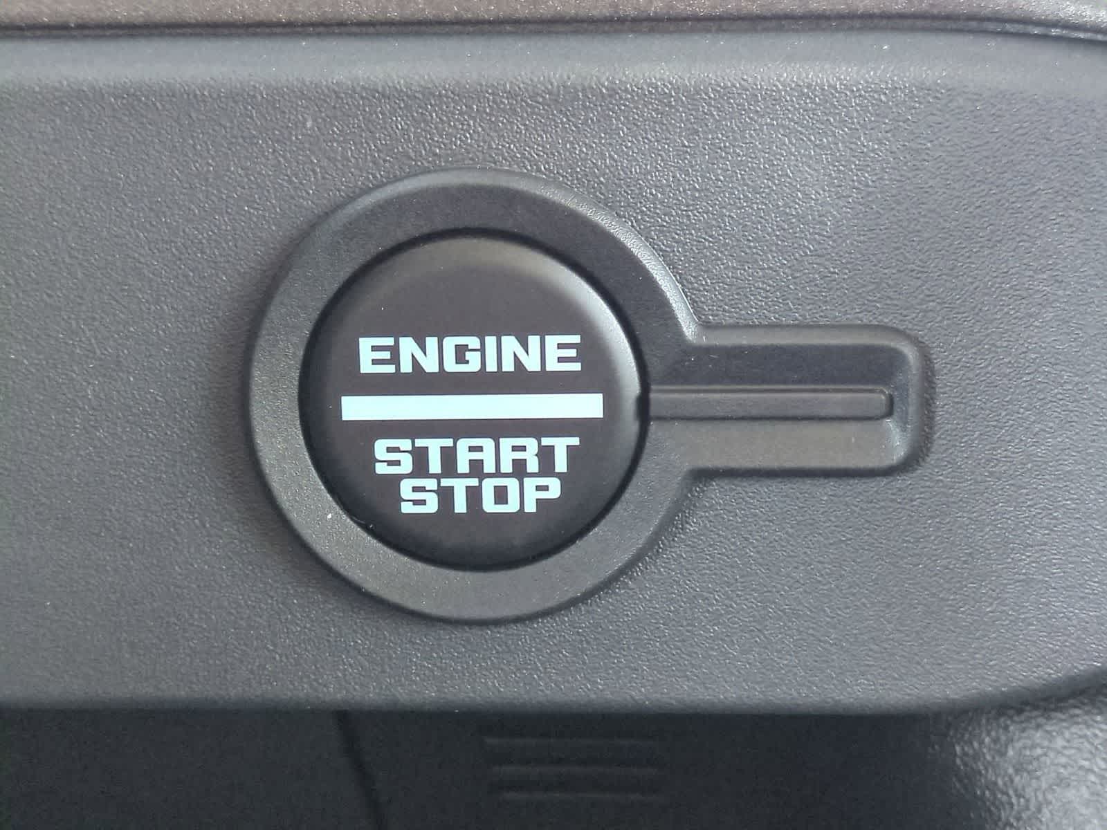 Thumbnail: 2025 Ford Bronco - 17