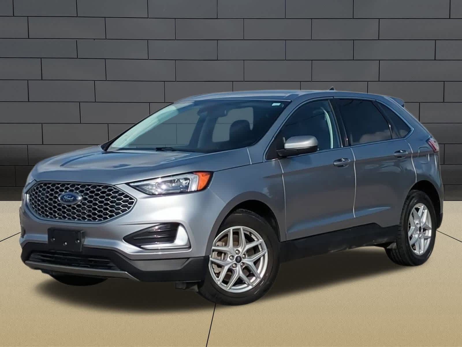 Thumbnail: 2023 Ford Edge - 1