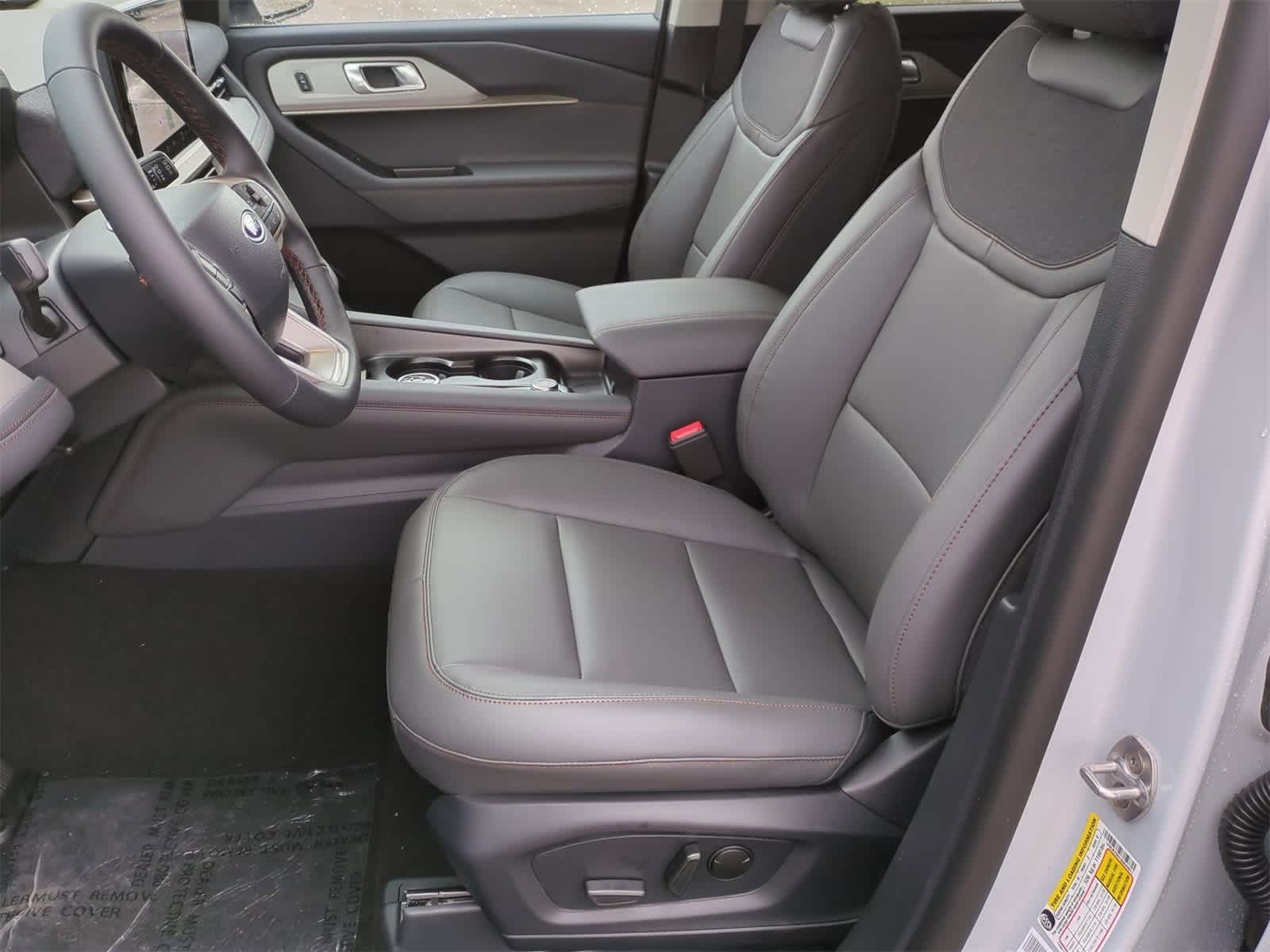 Thumbnail: 2025 Ford Explorer - 19