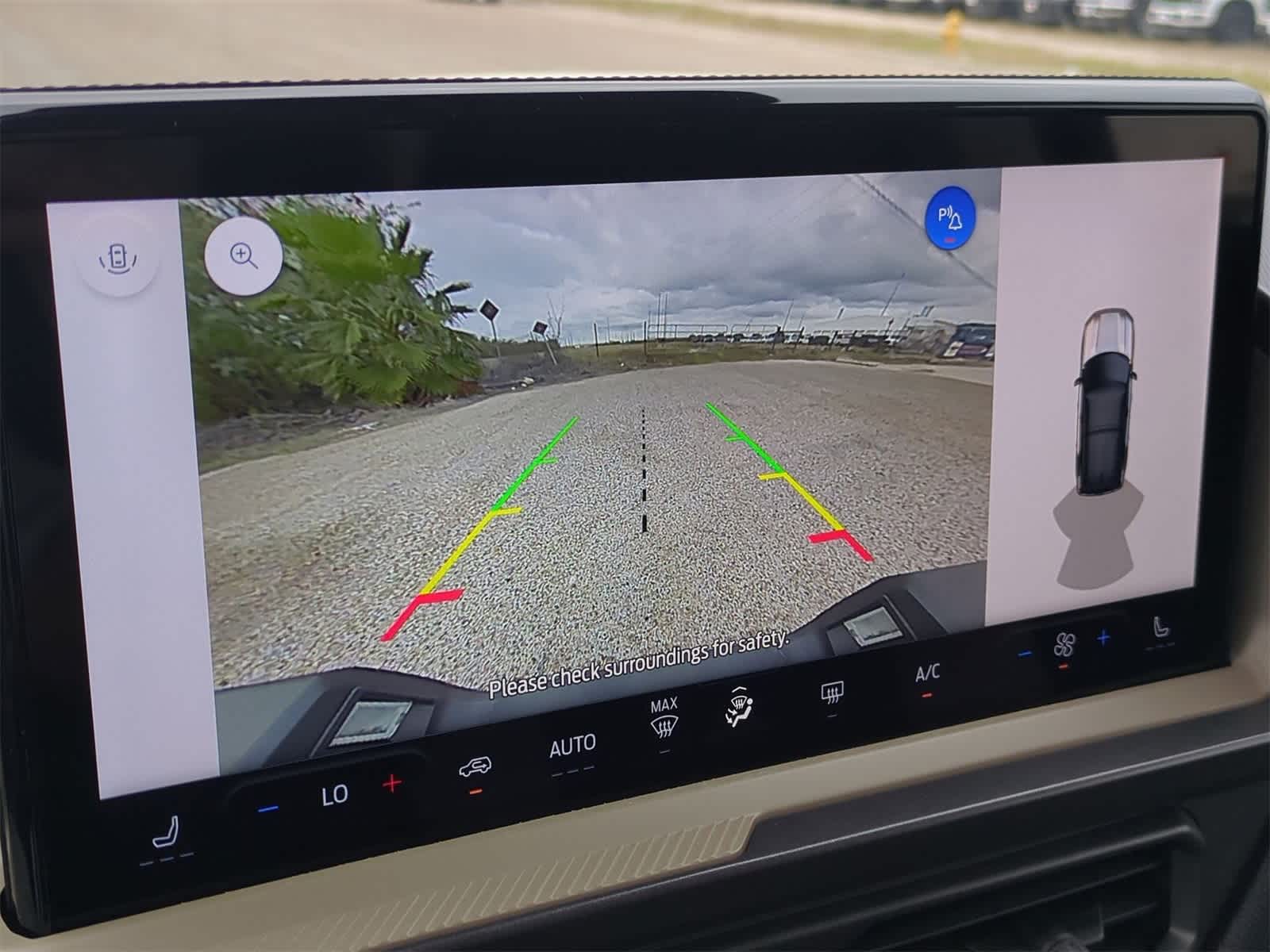 Thumbnail: 2025 Ford Bronco Sport - 14