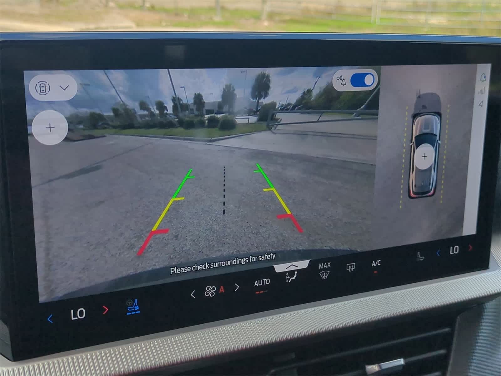 Thumbnail: 2026 Ford Explorer - 15