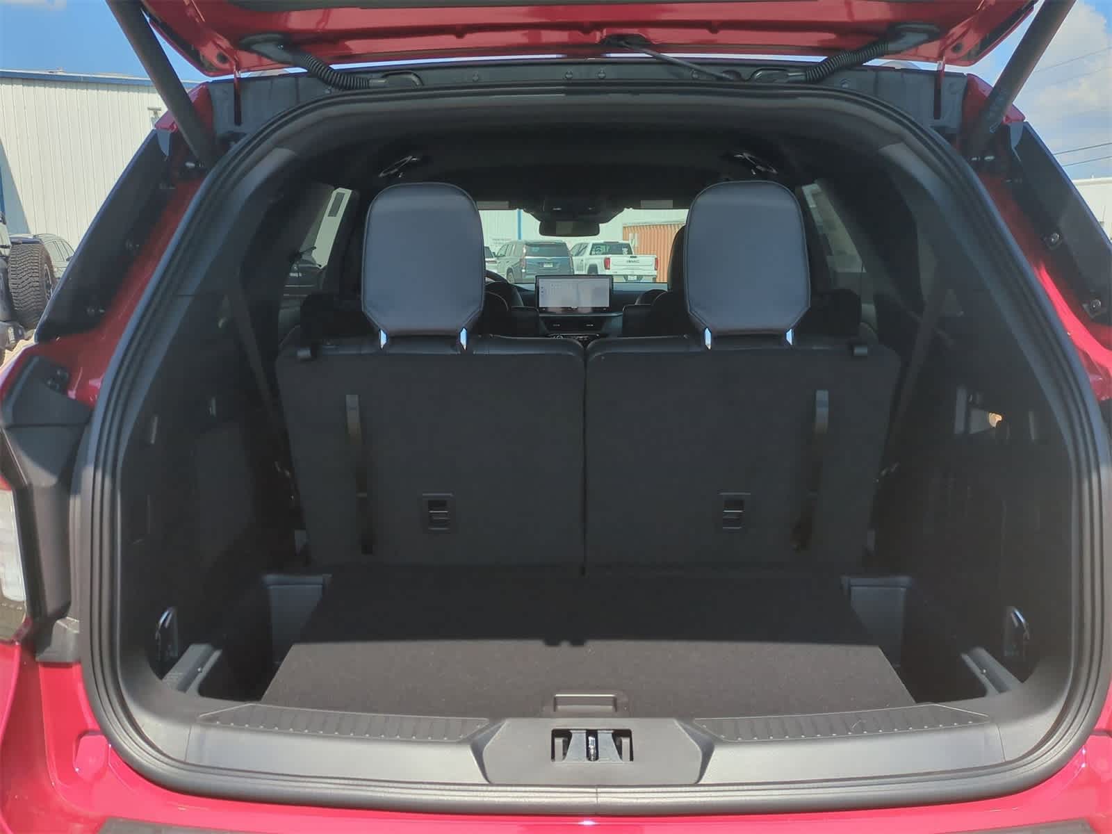 Thumbnail: 2025 Ford Explorer - 25