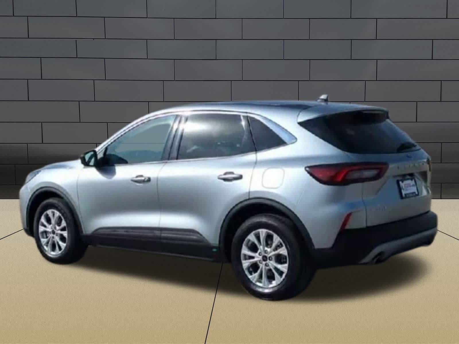 Thumbnail: 2024 Ford Escape - 6