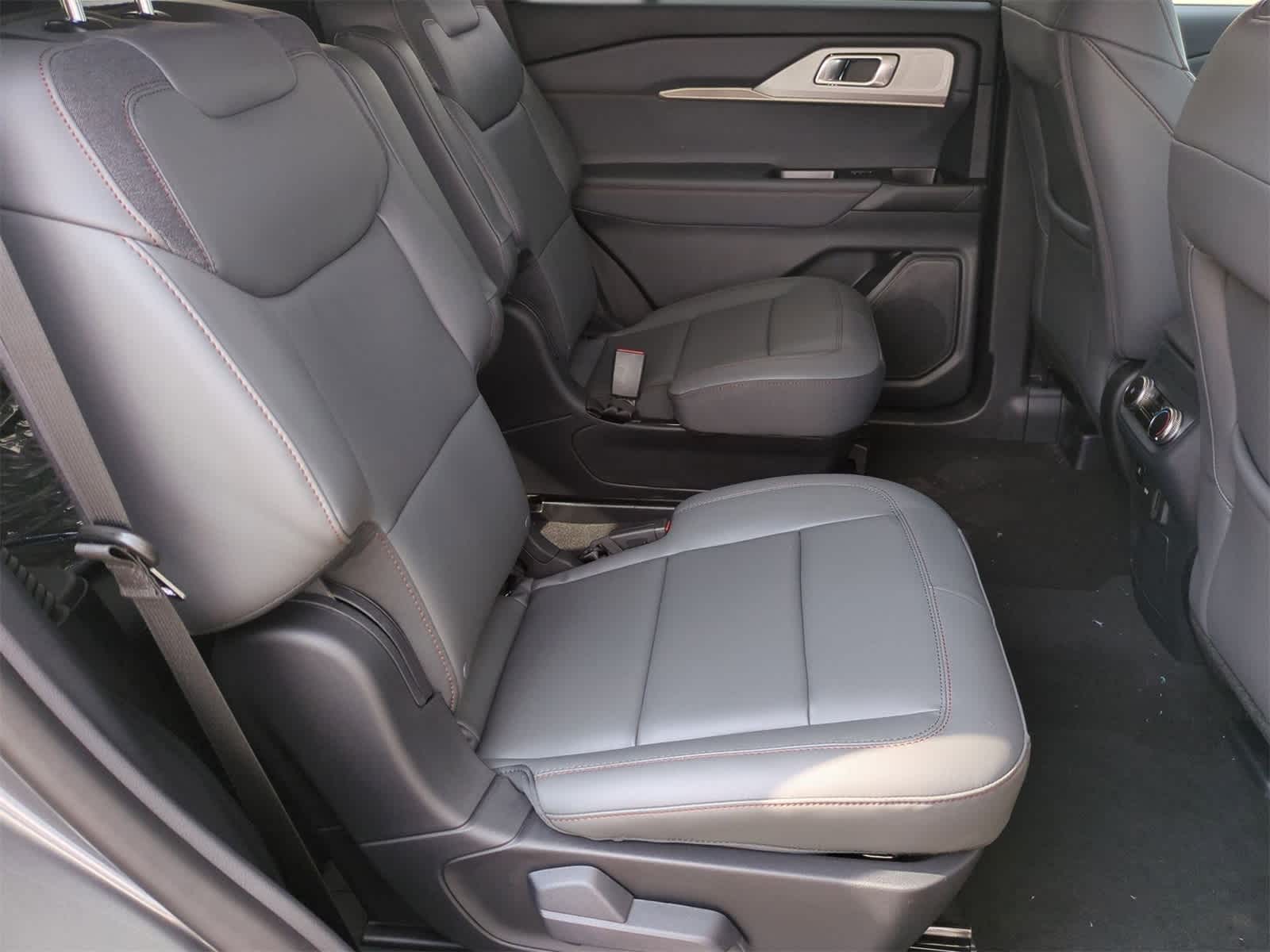 Thumbnail: 2026 Ford Explorer - 26