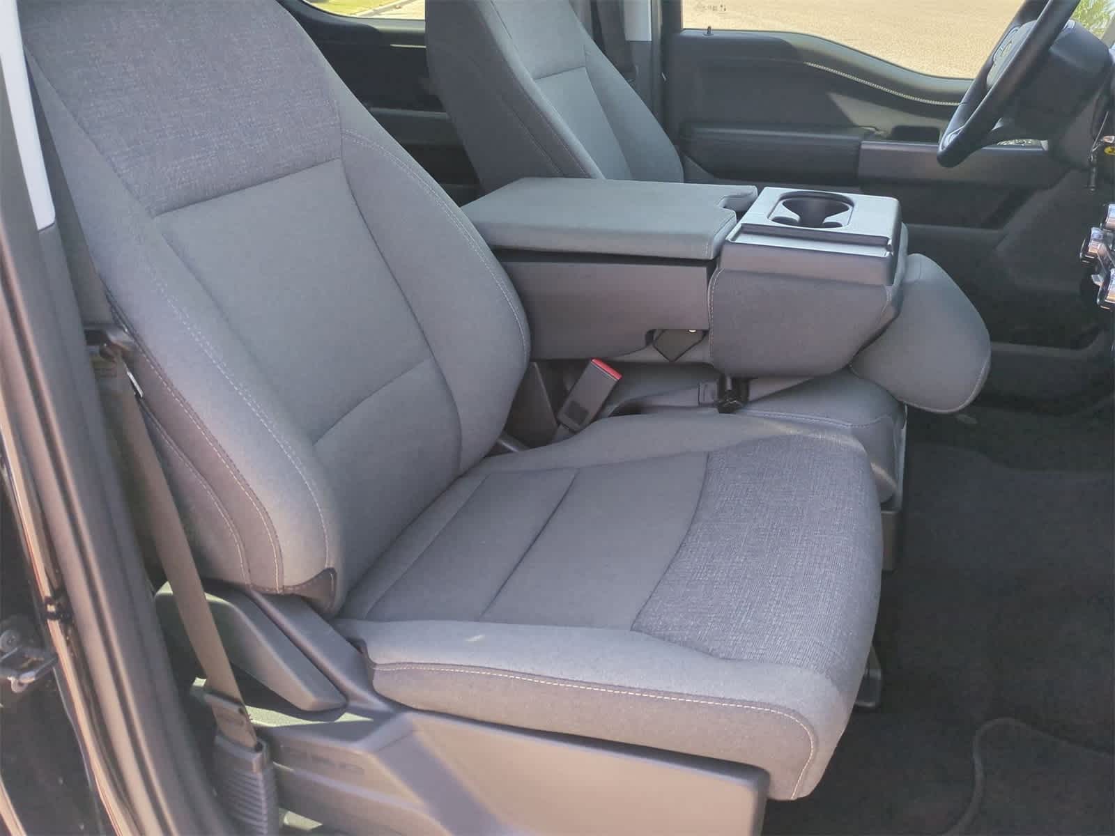 Thumbnail: 2025 Ford F-150 - 25