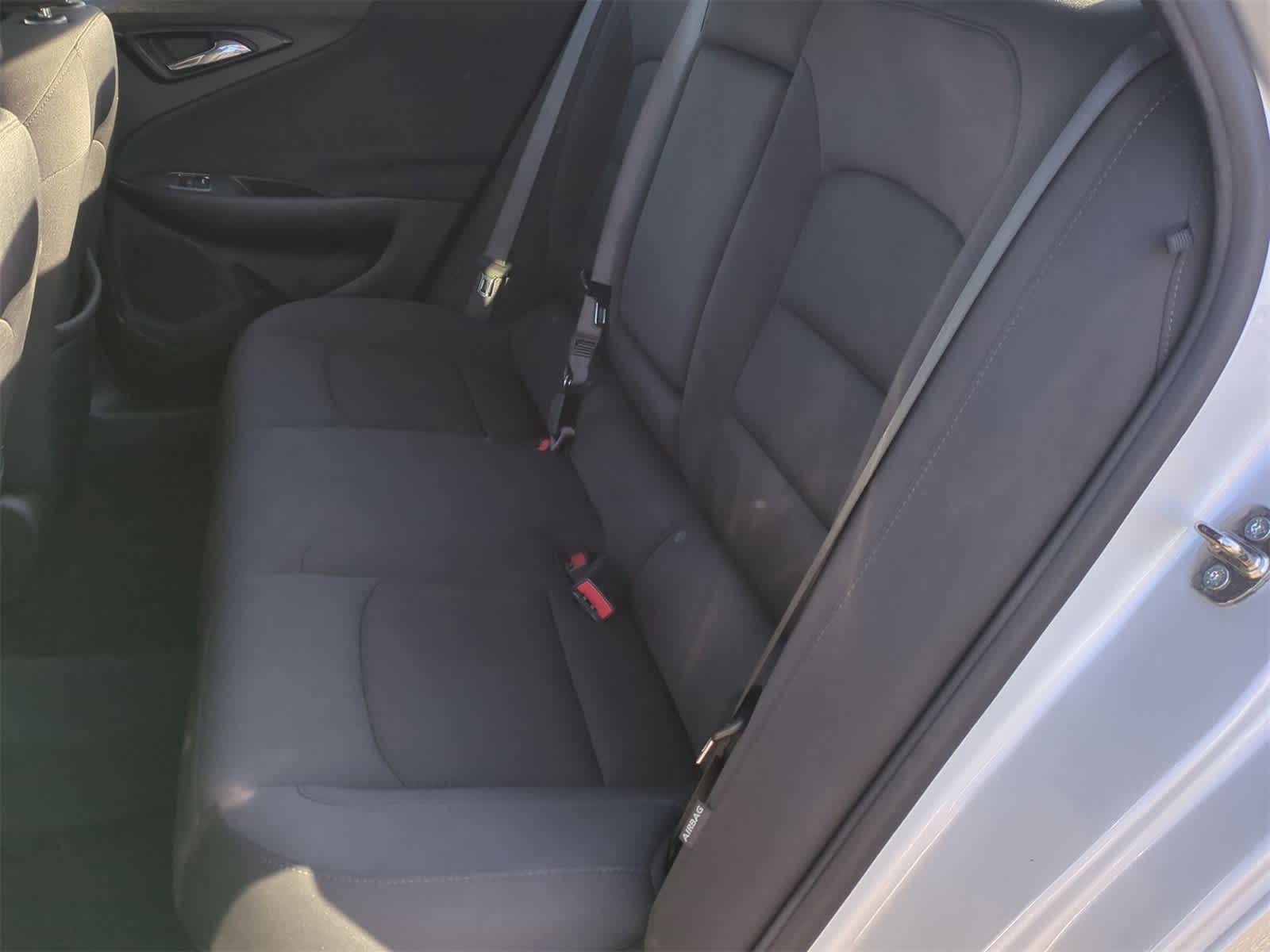 Thumbnail: 2022 Chevrolet Malibu - 24