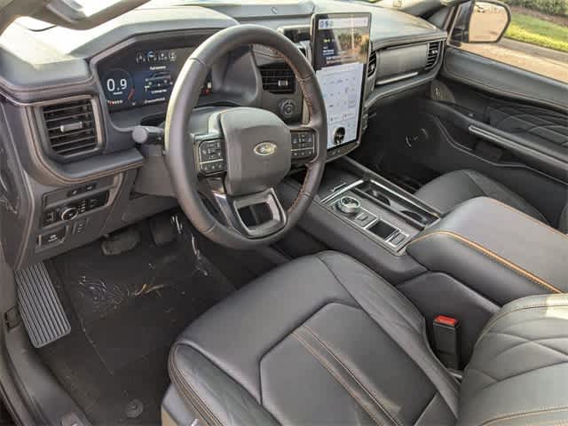 2024 Ford Expedition MAX Platinum photo 2