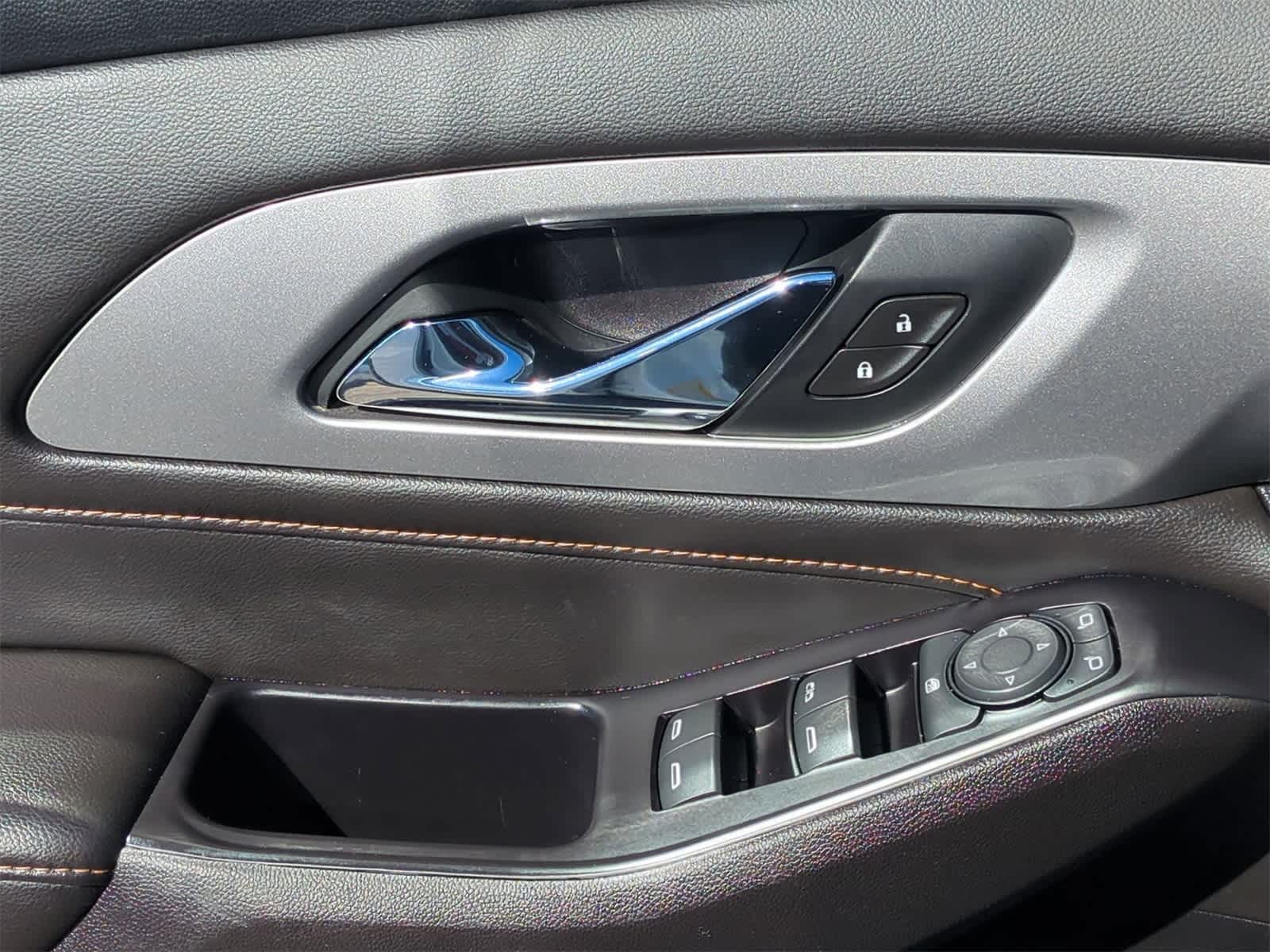 Thumbnail: 2020 Chevrolet Traverse - 22