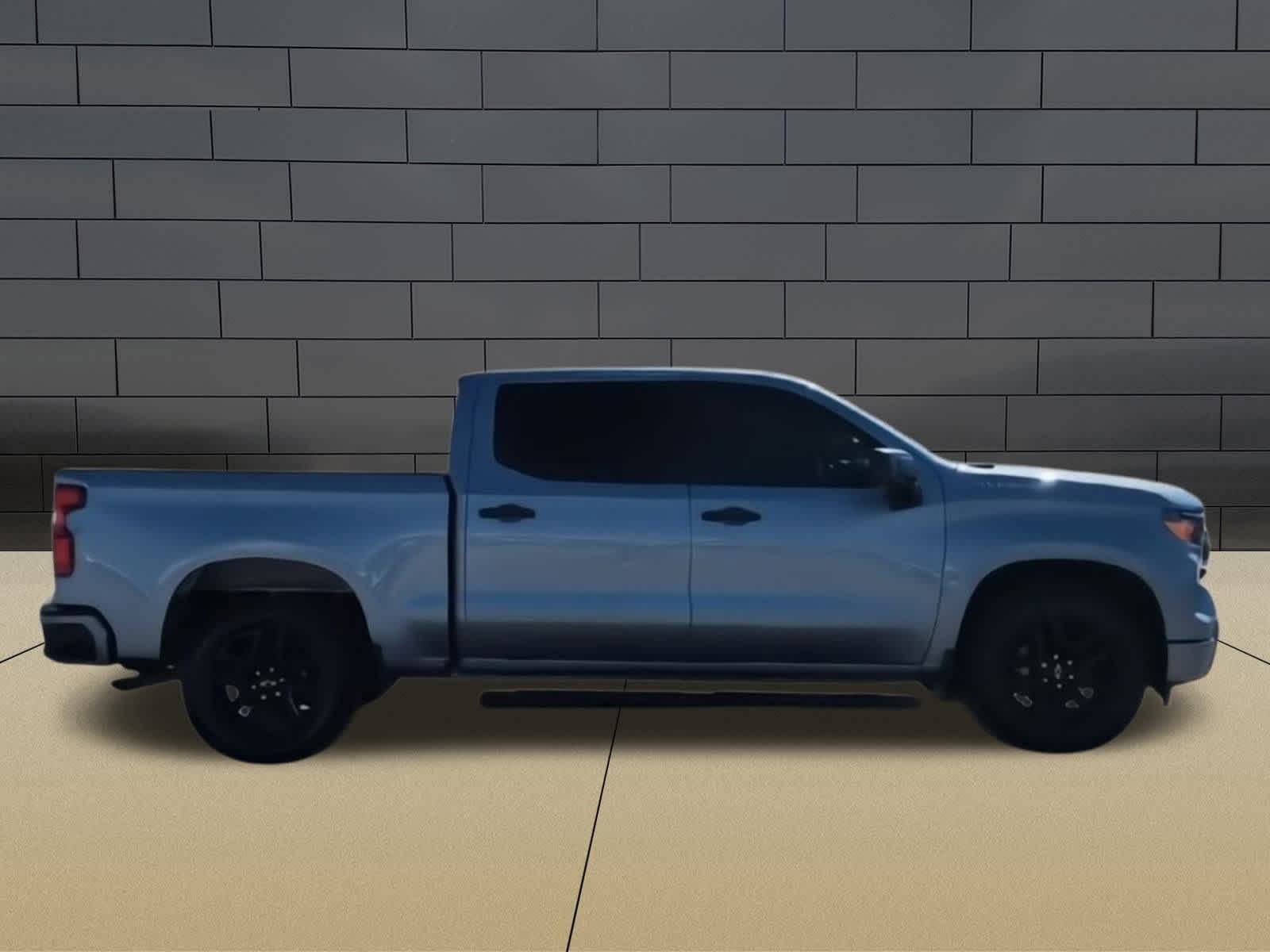 Thumbnail: 2023 Chevrolet Silverado 1500 - 9