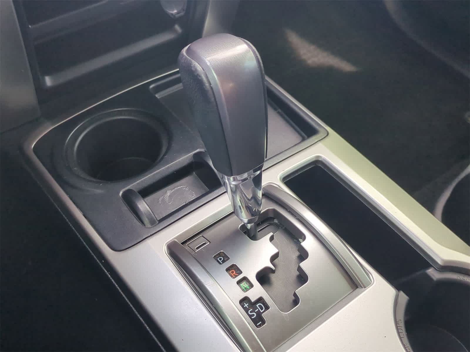 Thumbnail: 2022 Toyota 4Runner - 16