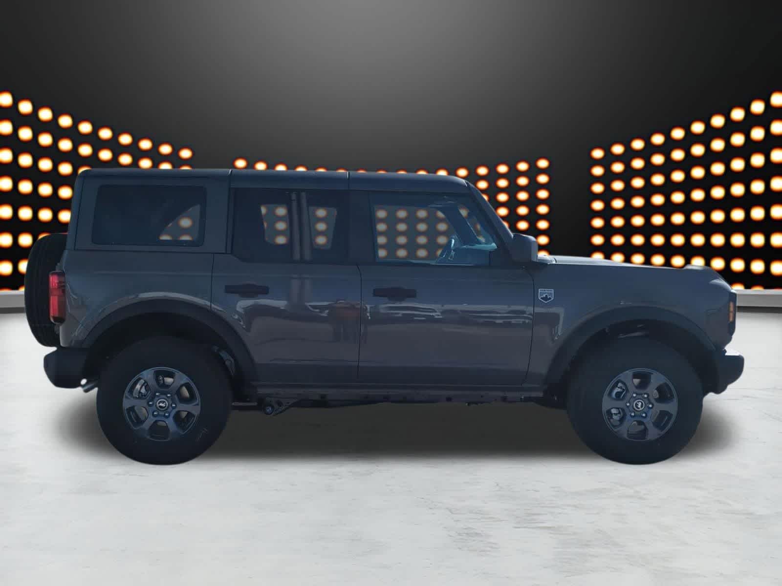 Thumbnail: 2025 Ford Bronco - 9