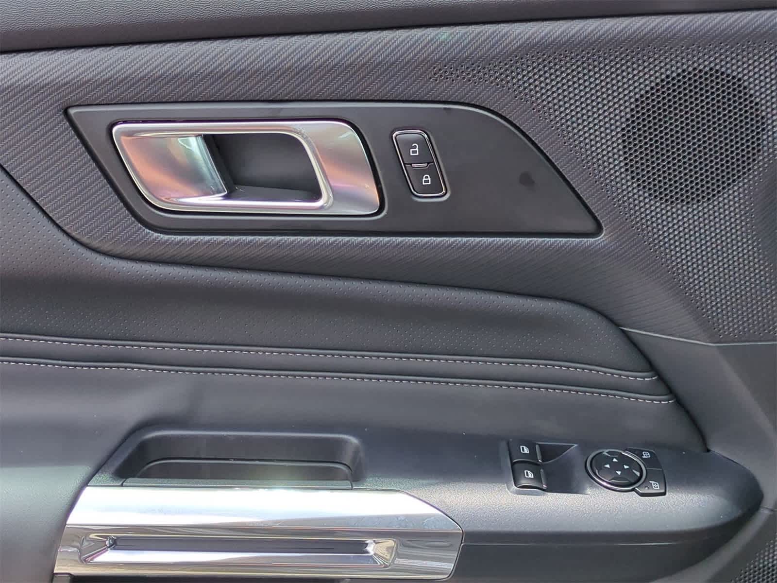 Thumbnail: 2025 Ford Mustang - 21