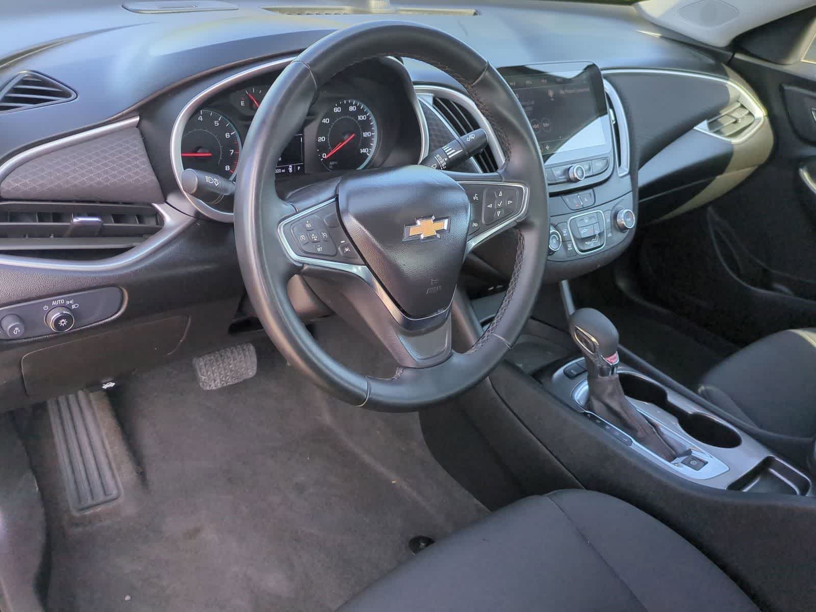 Thumbnail: 2025 Chevrolet Malibu - 10