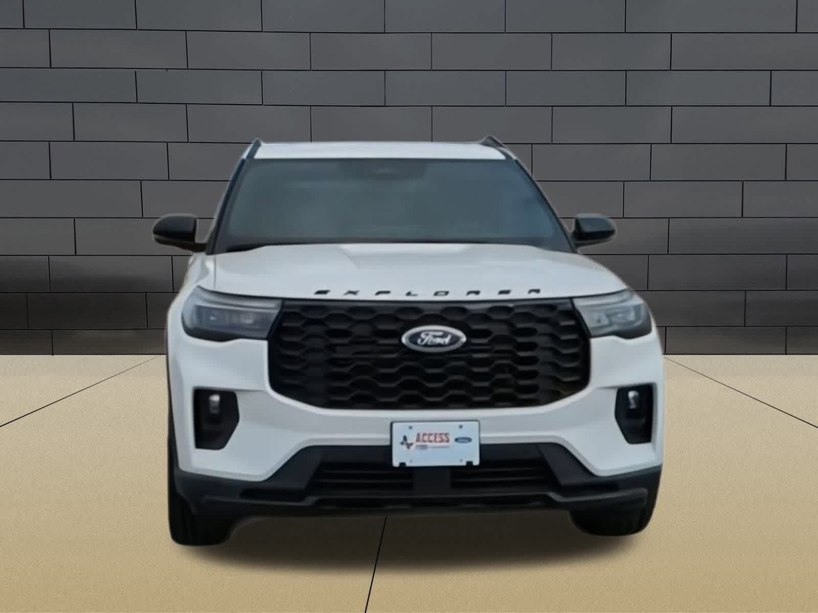 2025 Ford Explorer ST-Line photo 3
