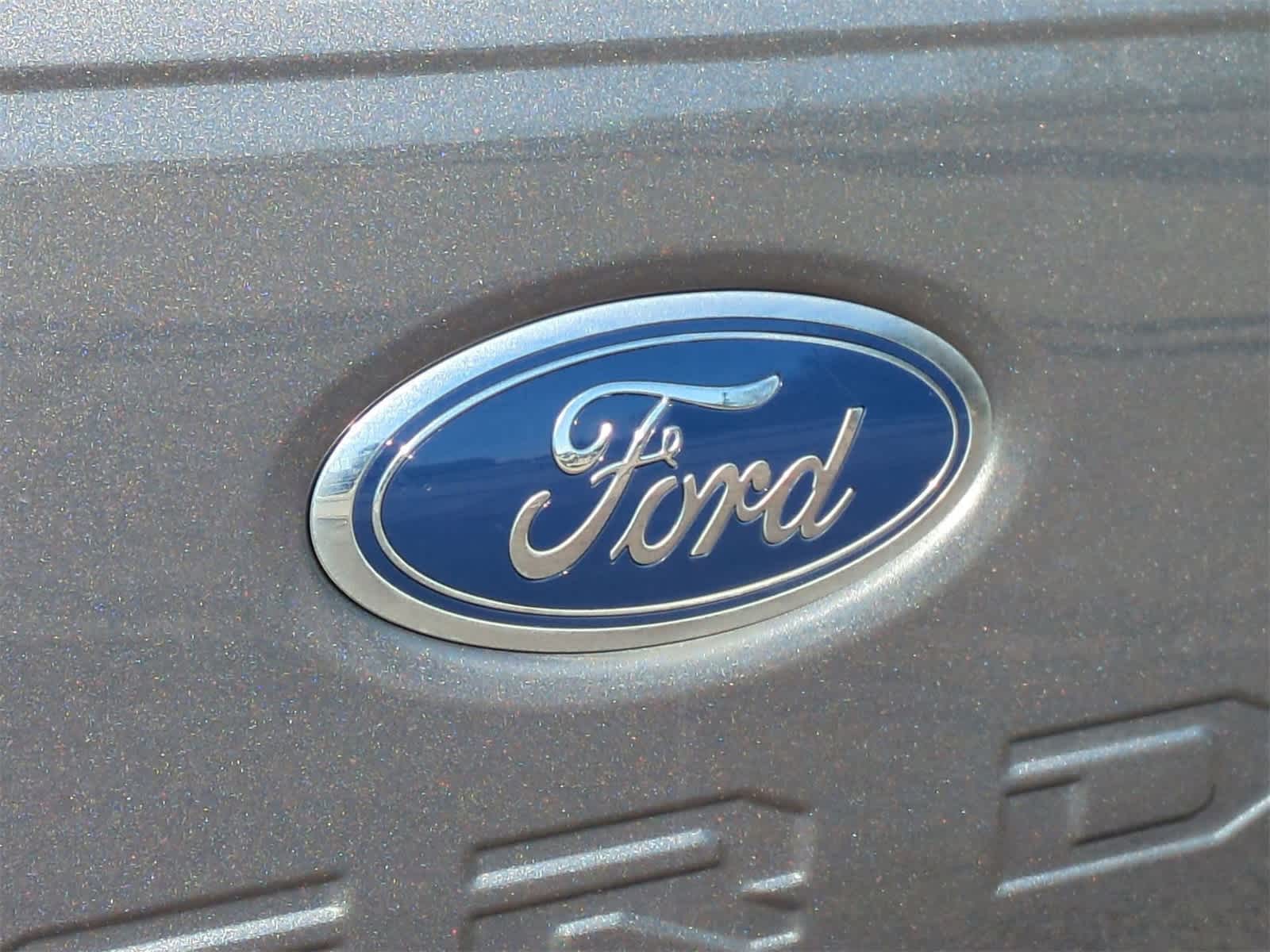 Thumbnail: 2023 Ford F-350 - 31