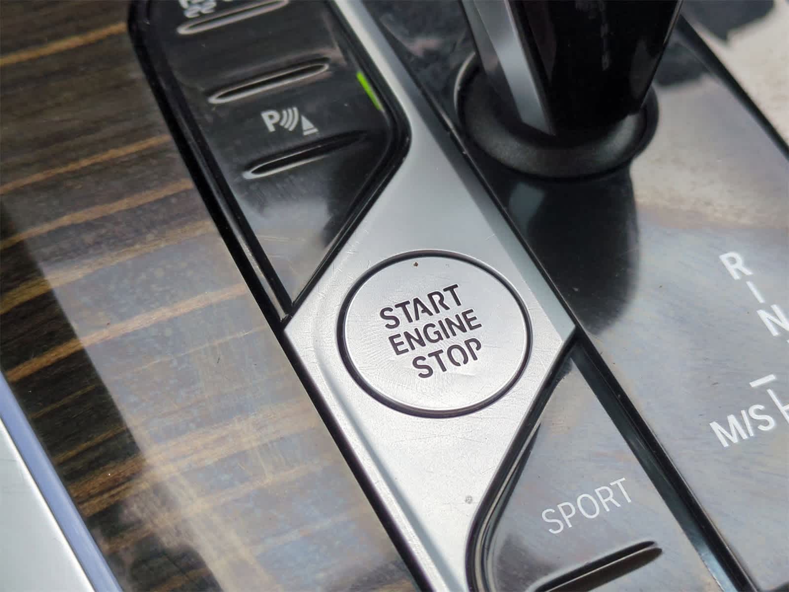 Thumbnail: 2021 BMW X5 - 17