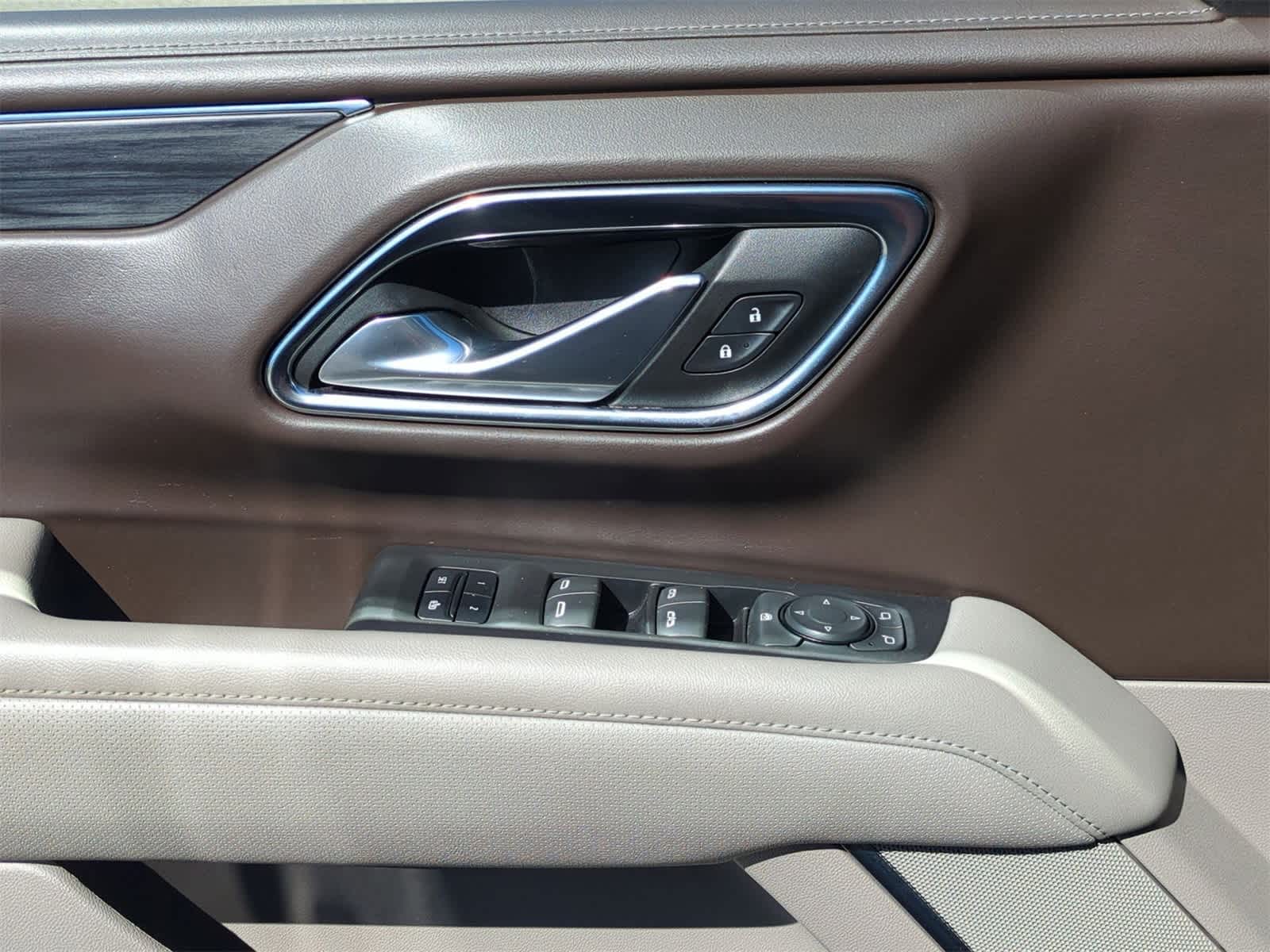 Thumbnail: 2023 GMC Yukon - 23