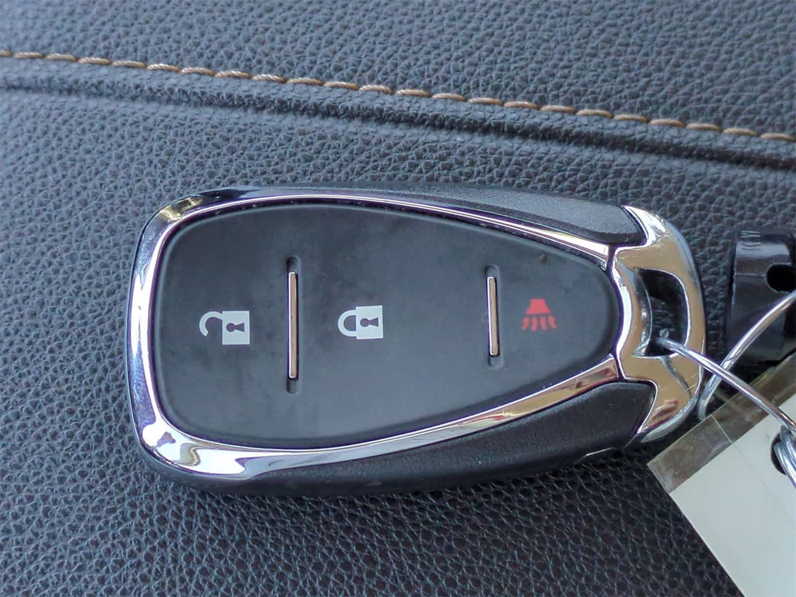 Thumbnail: 2020 Chevrolet Traverse - 33