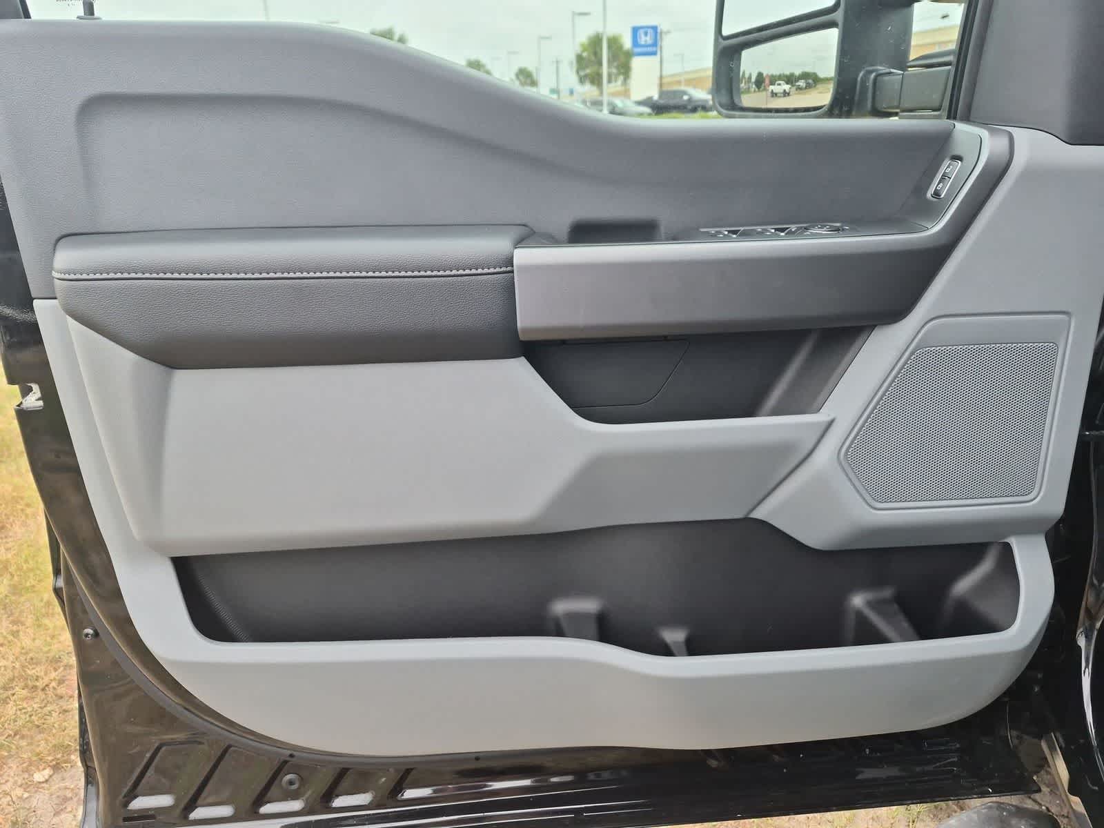 2026 Ford F-250 Super Duty XL - Photo 20