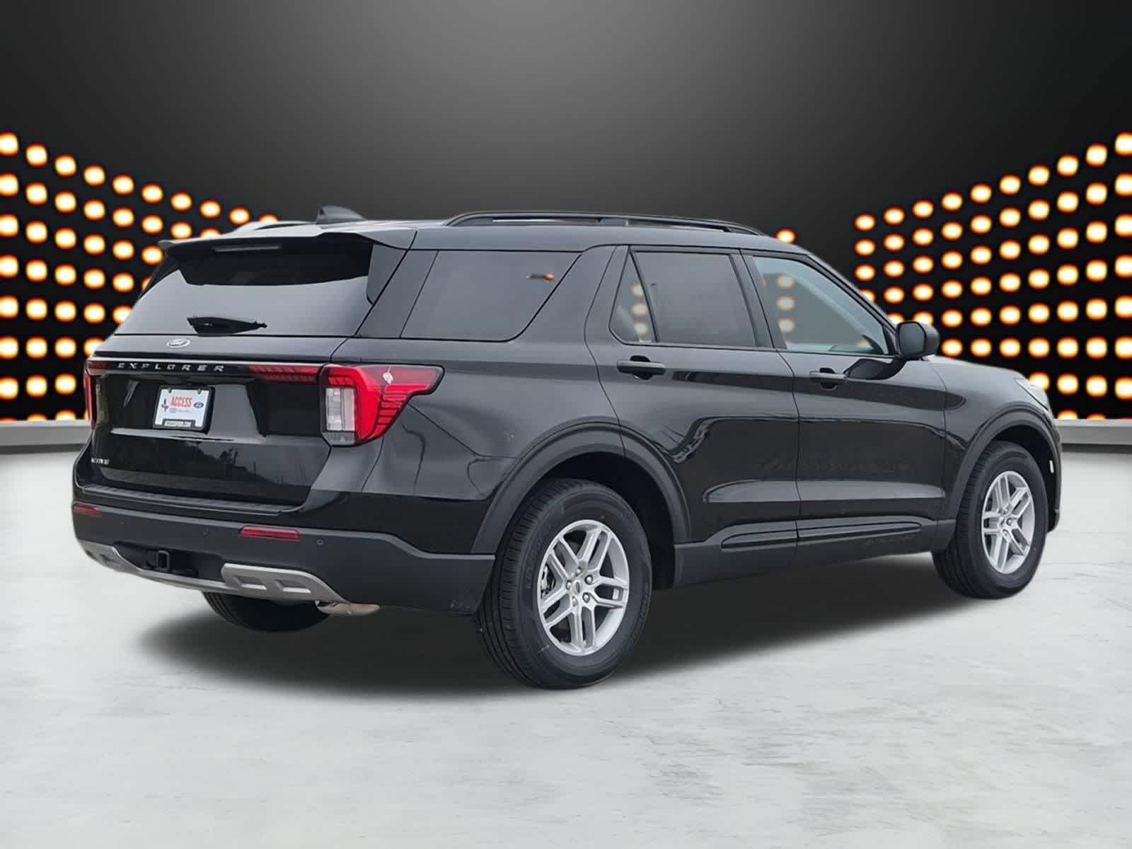 Thumbnail: 2026 Ford Explorer - 8