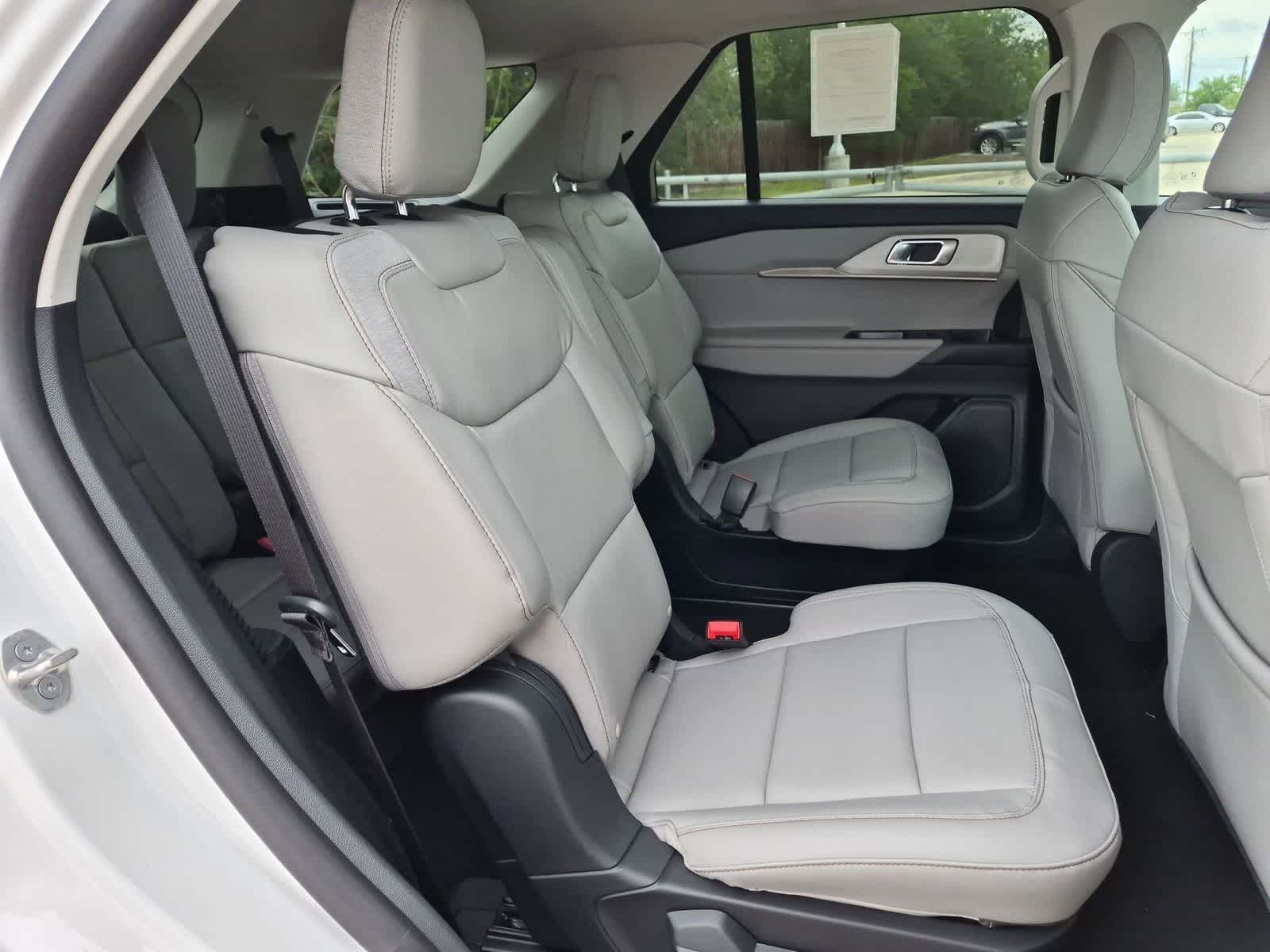 Thumbnail: 2026 Ford Explorer - 23