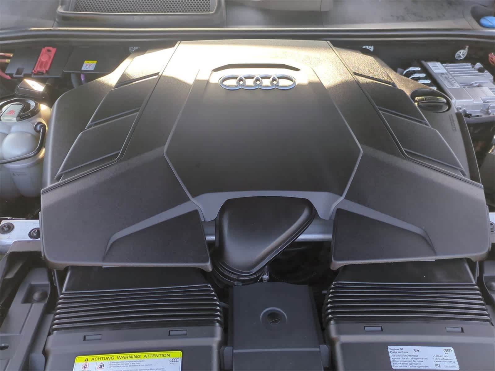 Thumbnail: 2019 Audi Q8 - 30