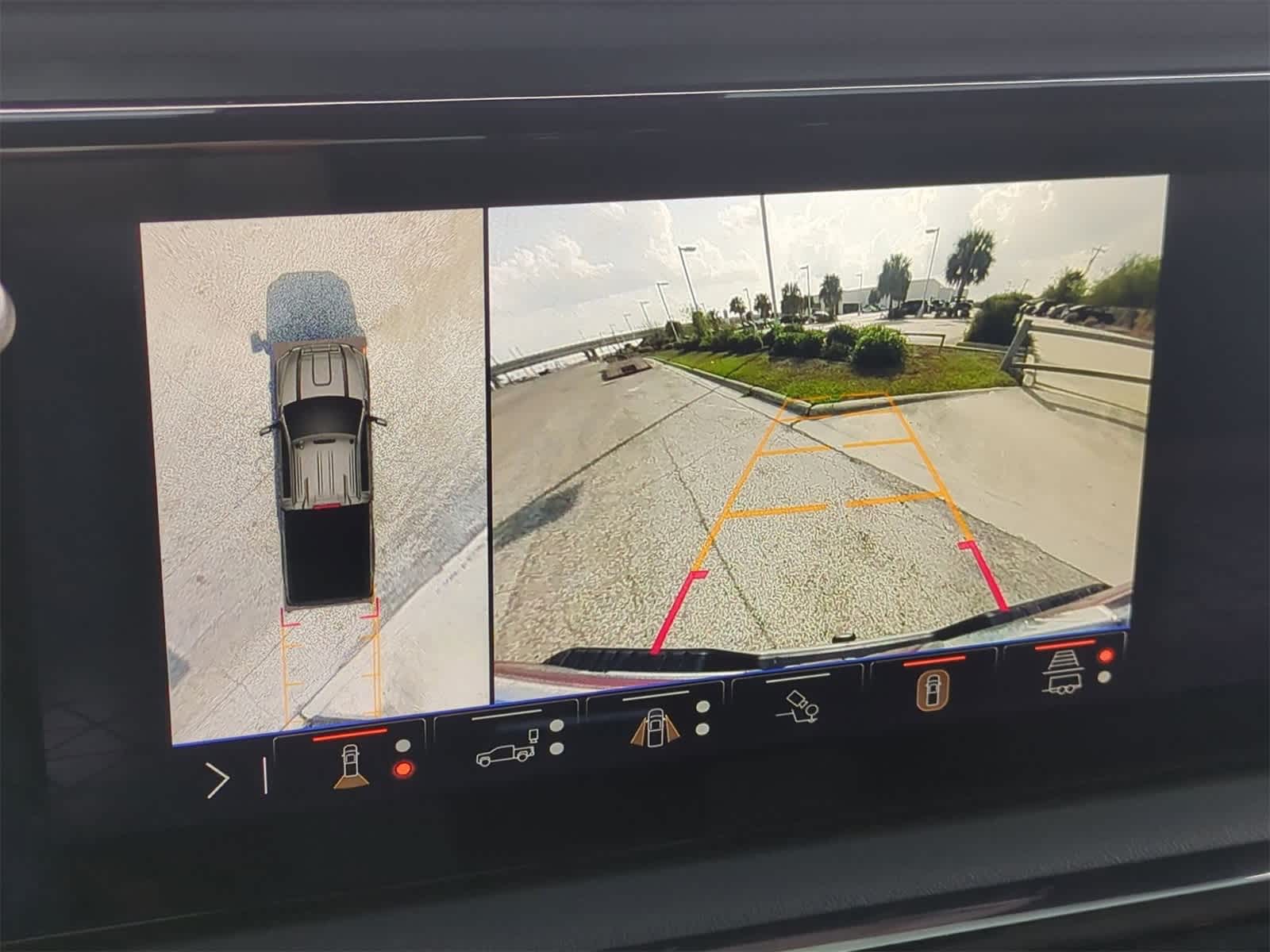 Thumbnail: 2024 GMC Sierra 2500 - 14