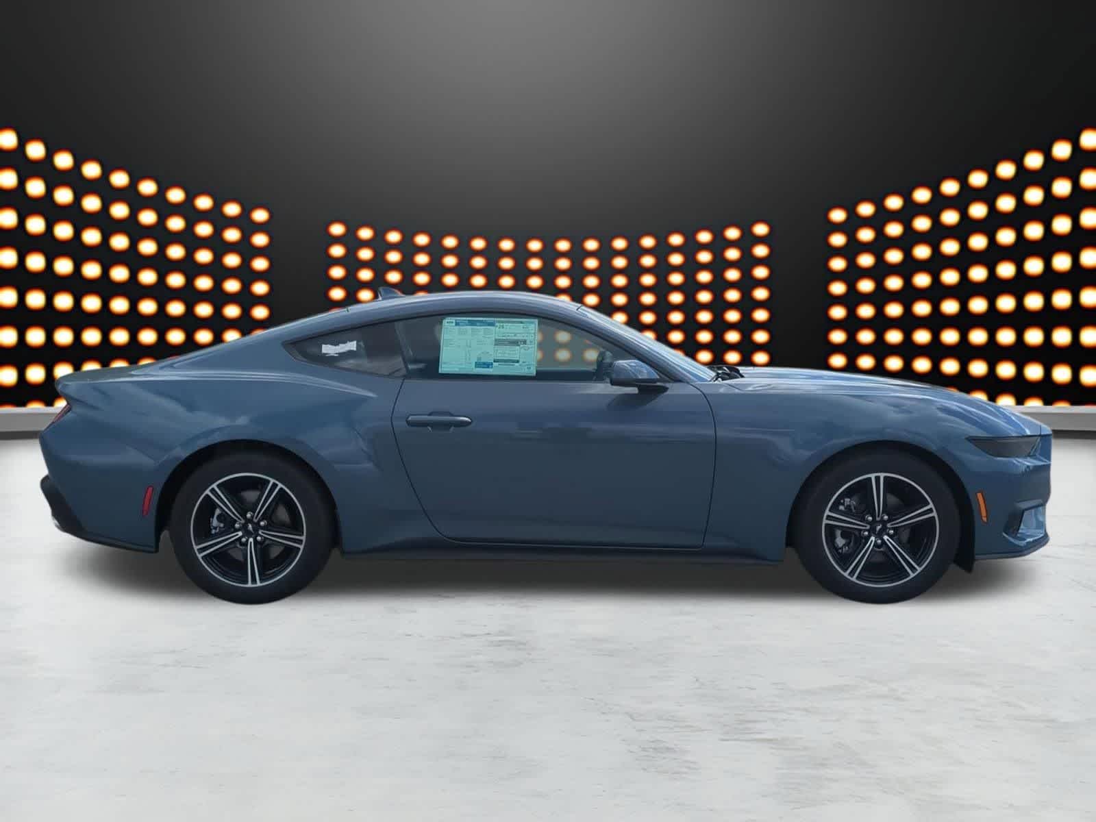 Thumbnail: 2025 Ford Mustang - 9