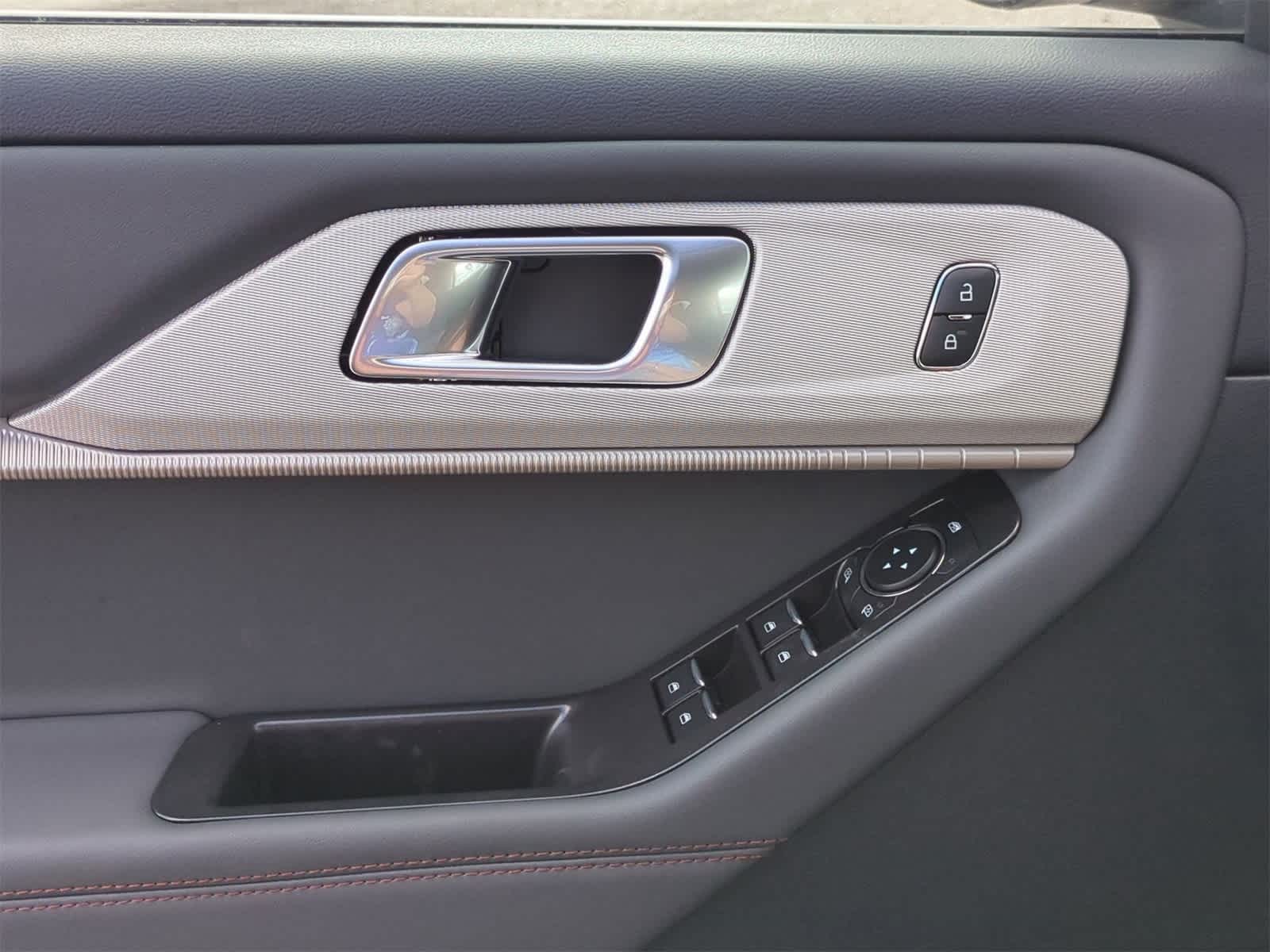 Thumbnail: 2026 Ford Explorer - 23