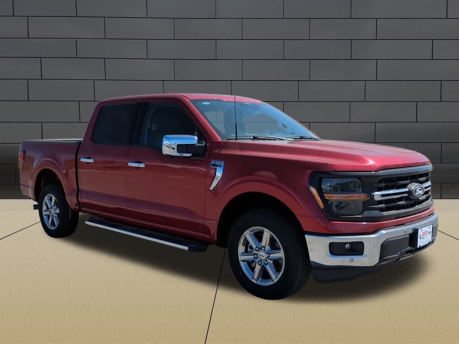 2025 Ford F-150 XLT photo 2