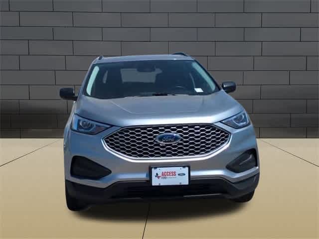 2024 Ford Edge SE photo 3