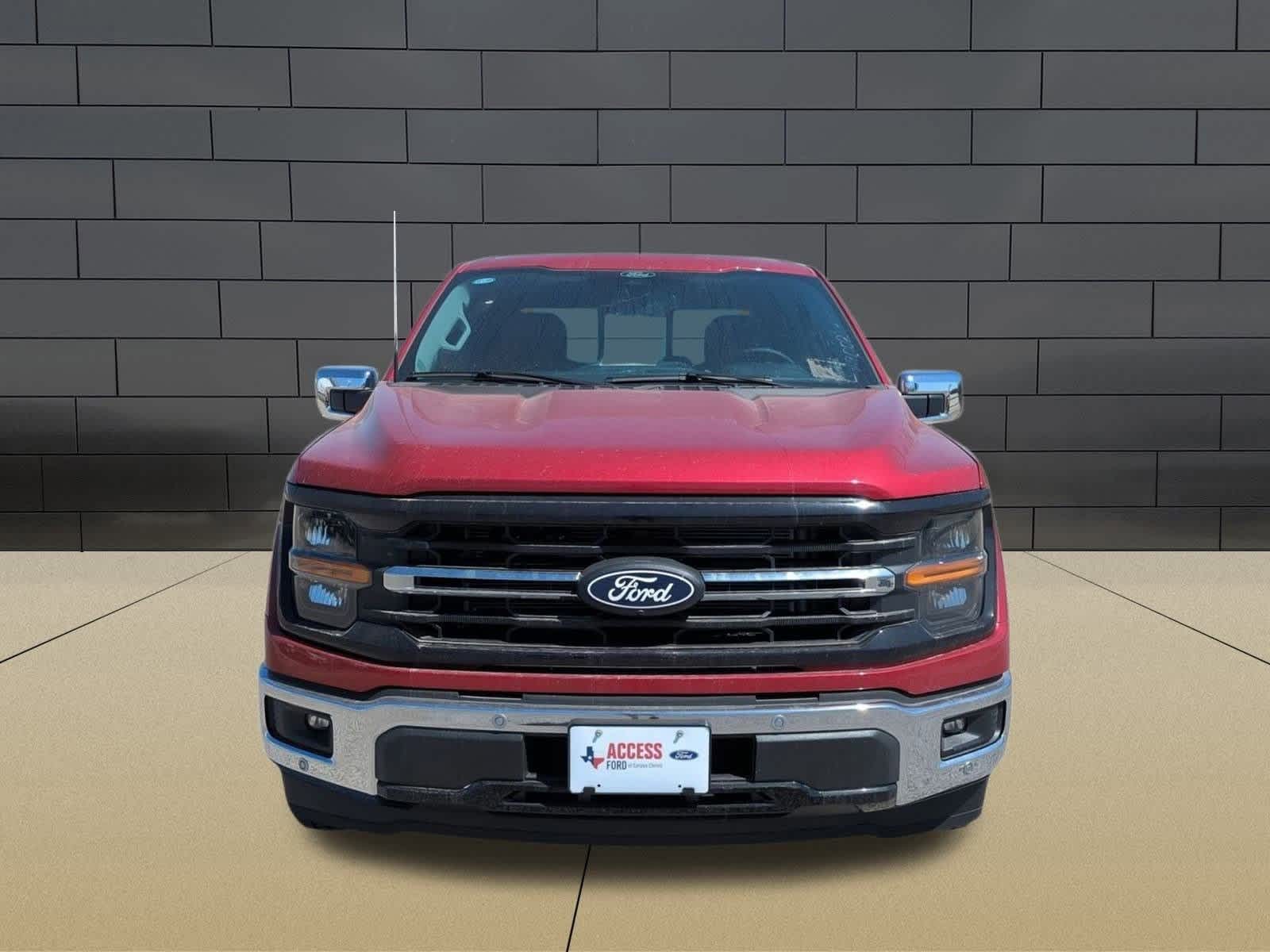 2025 Ford F-150 XLT photo 3