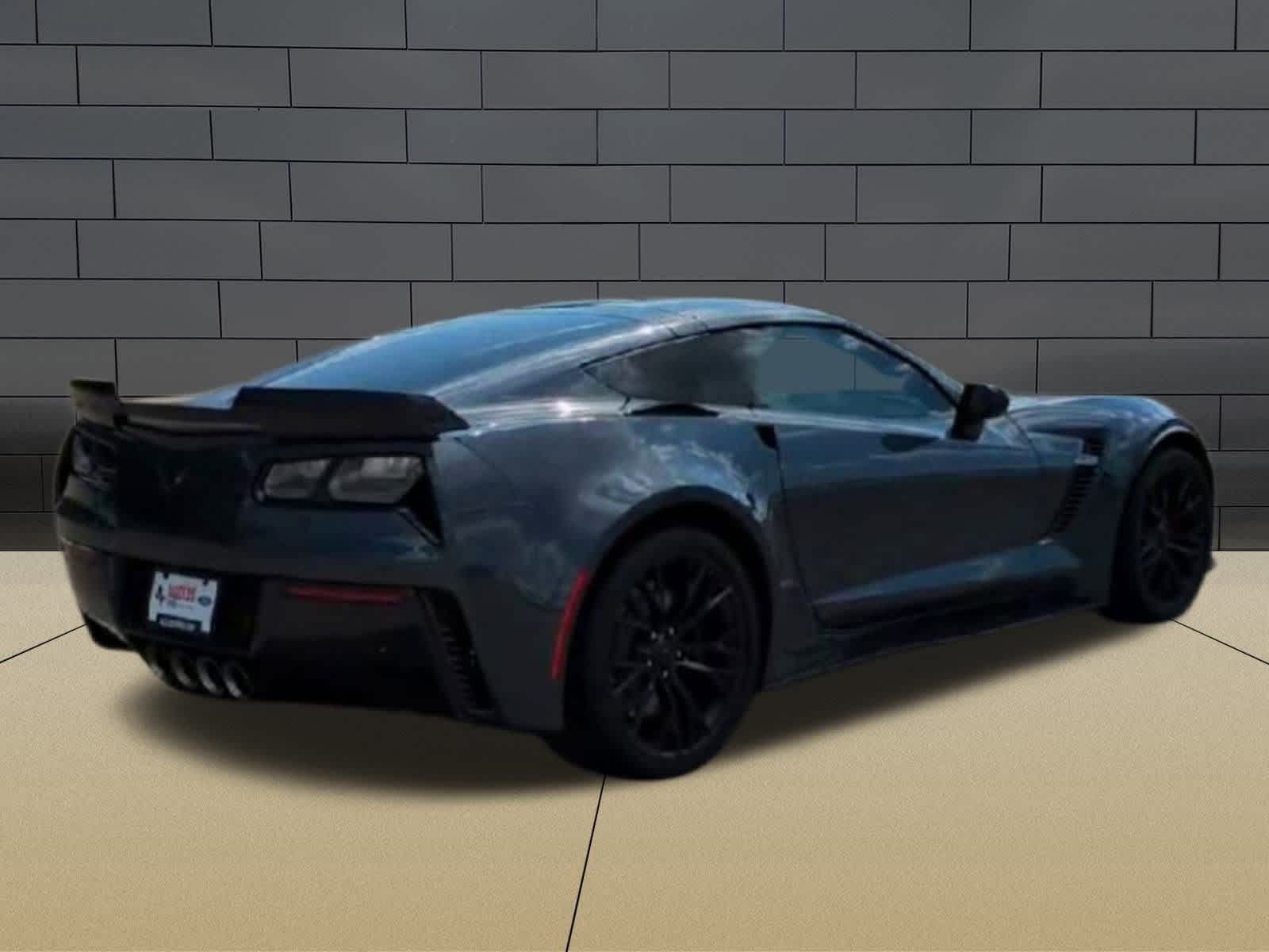 Thumbnail: 2019 Chevrolet Corvette - 8