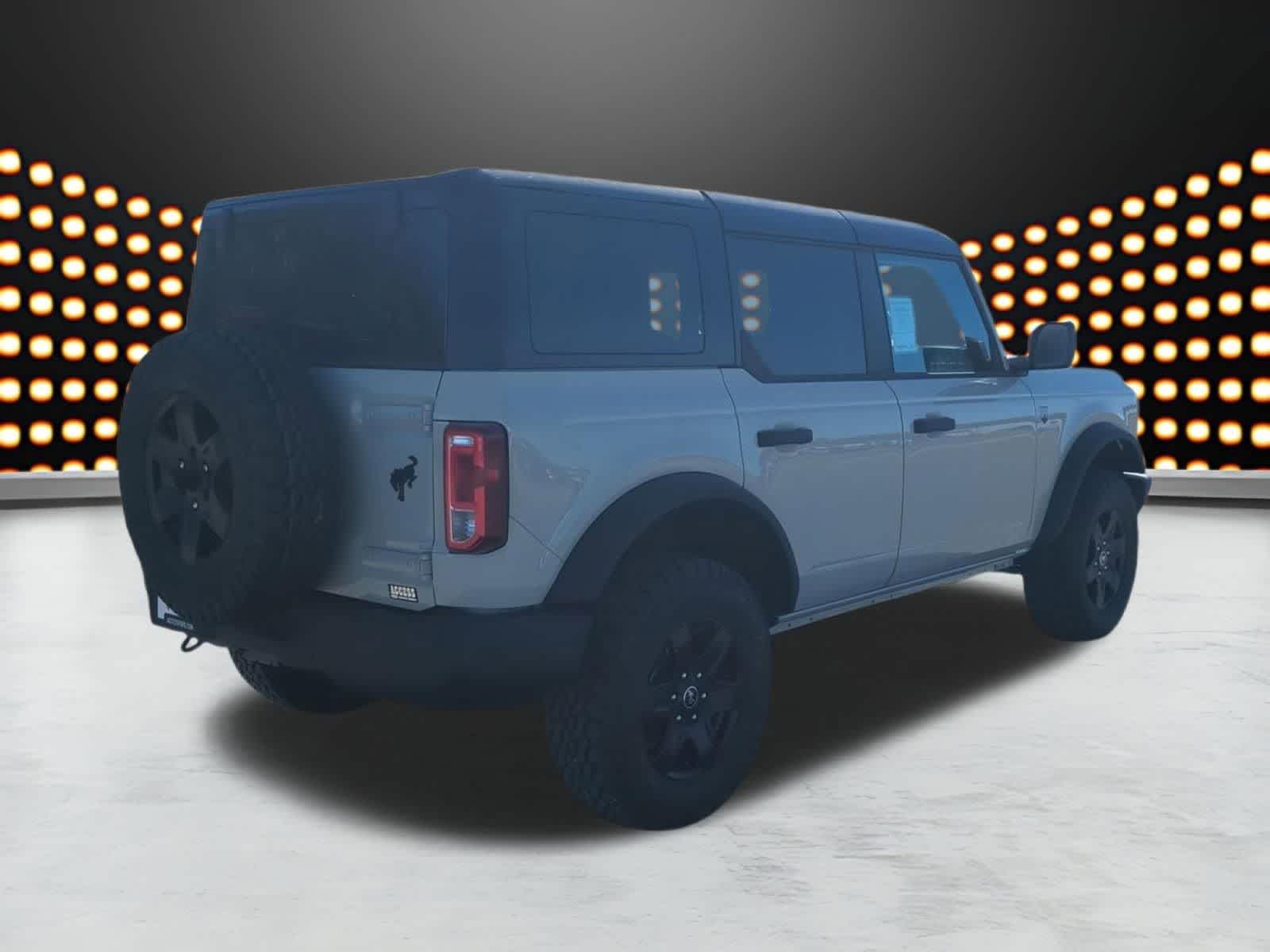 Thumbnail: 2025 Ford Bronco - 8