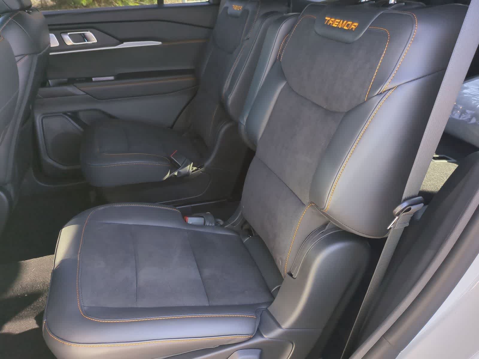 Thumbnail: 2026 Ford Explorer - 25